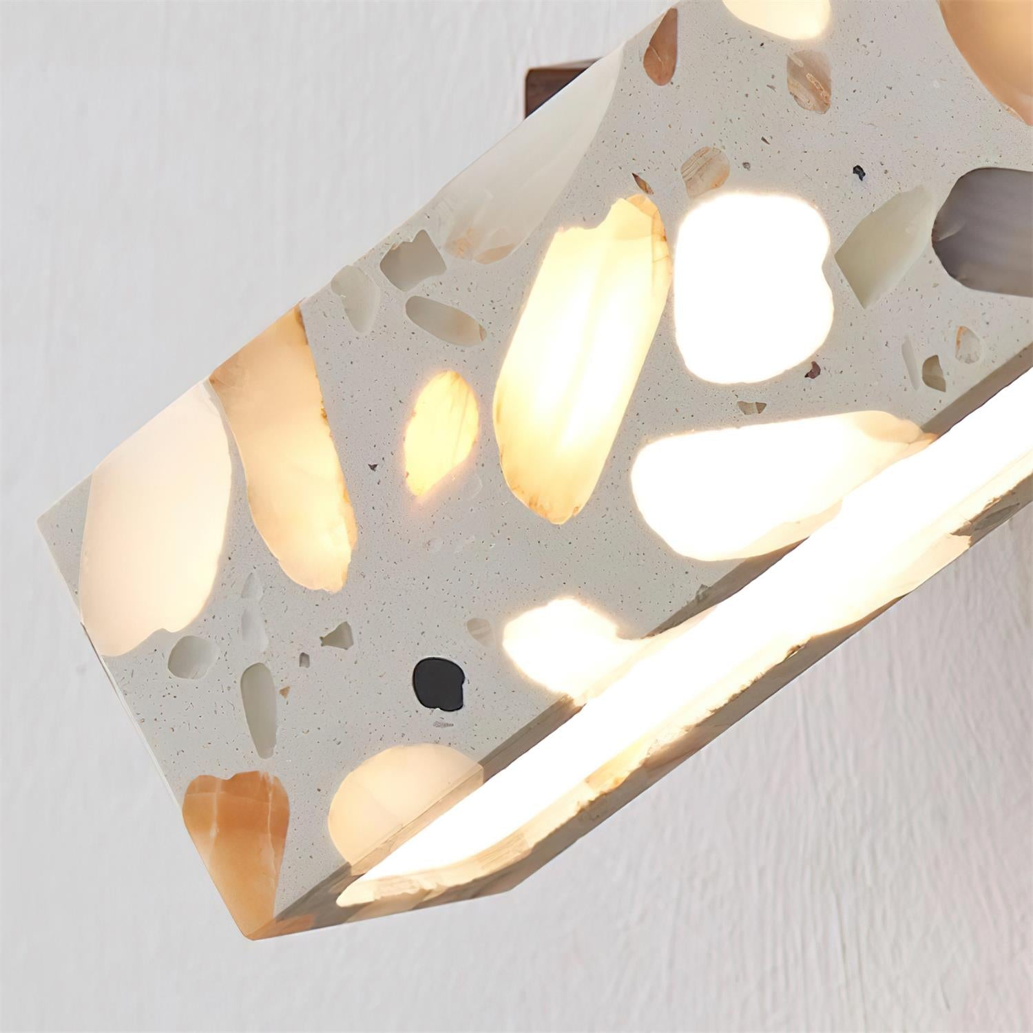 Olivesa Wall Light