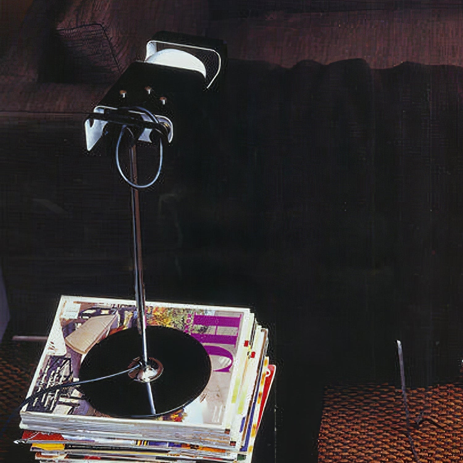 Sider Table Lamp