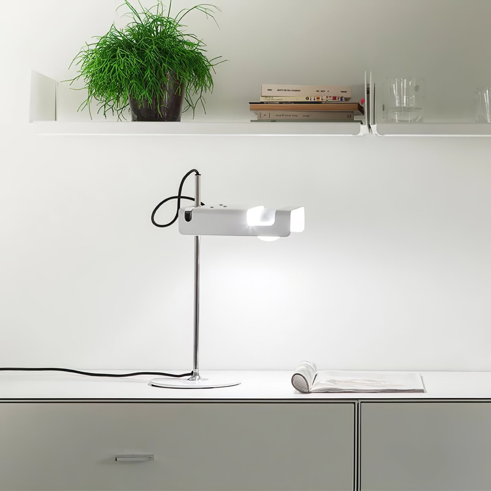 Sider Table Lamp