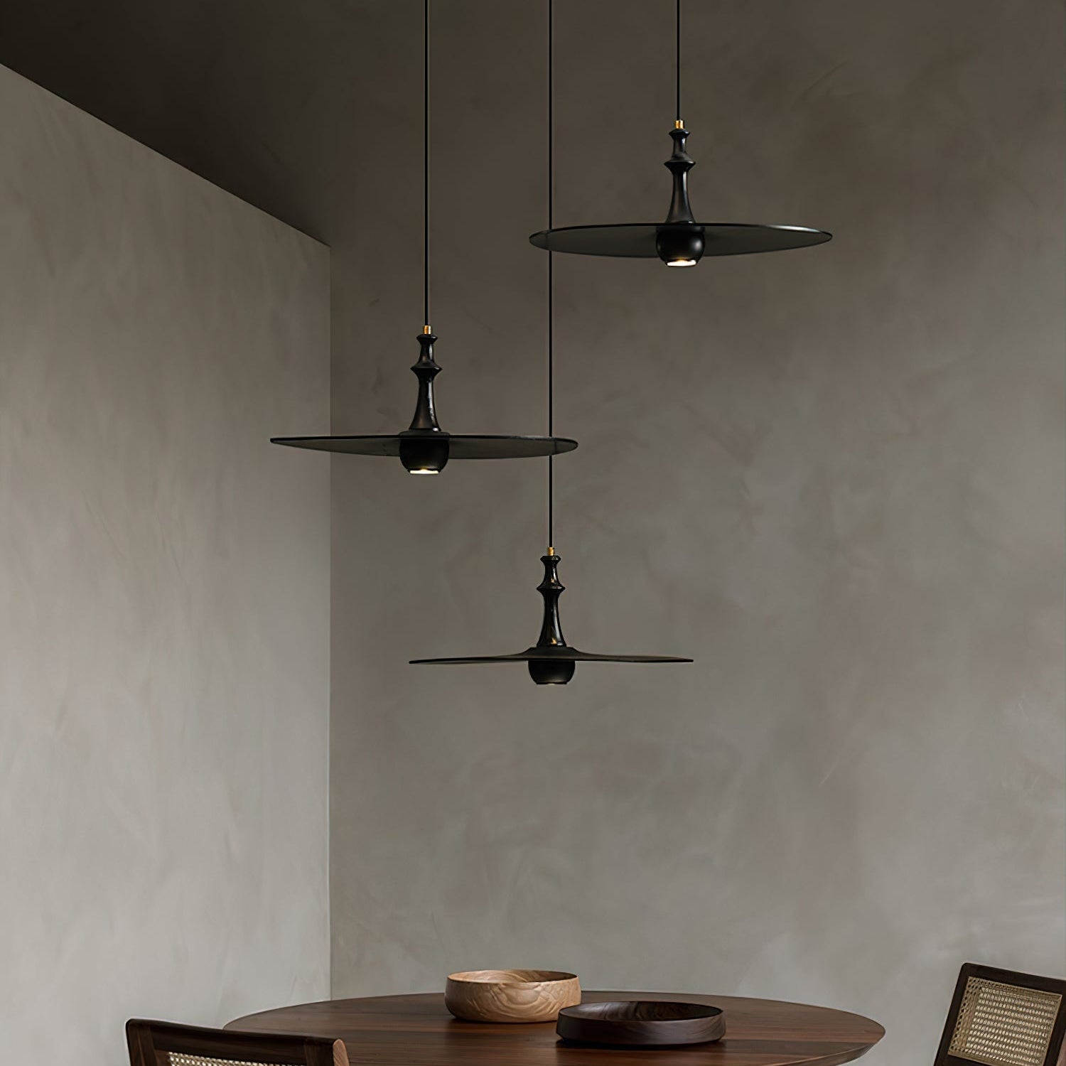 Supensa Pendant Light