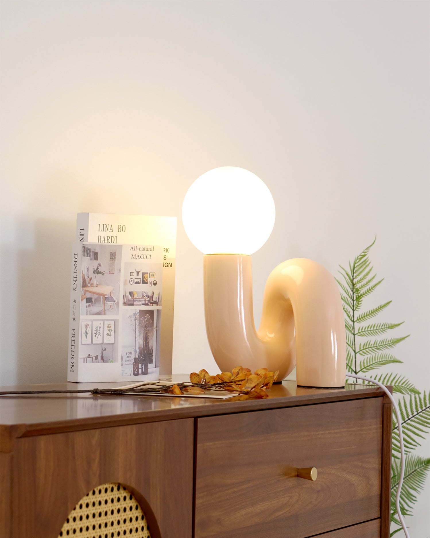 Ellfordia Spiral Table Lamp