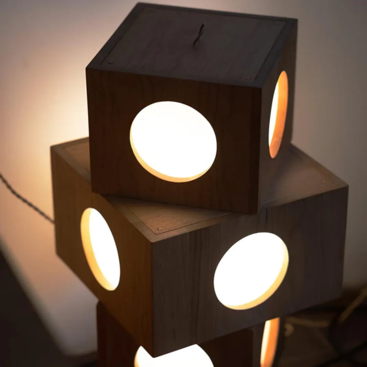 Roblok Floor Lamp