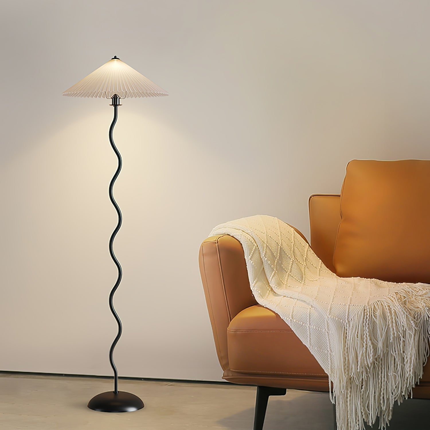 Suiggel Floor Lamp