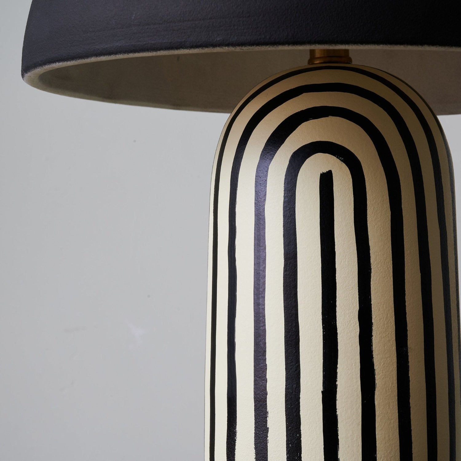 Strepa Table Lamp