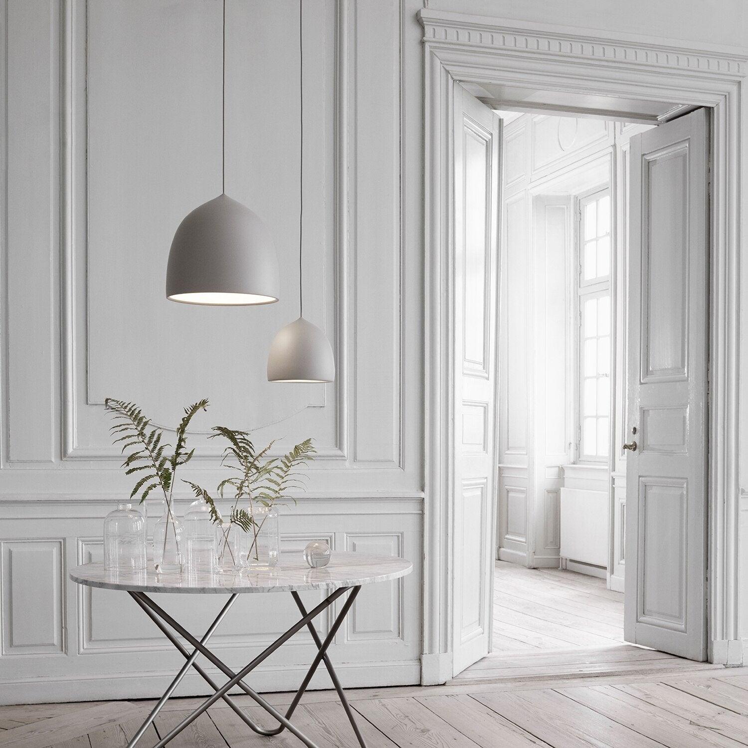 Avira Pendant Light