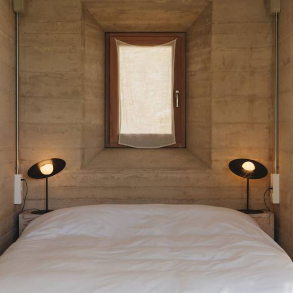 Mezon Table Lamp