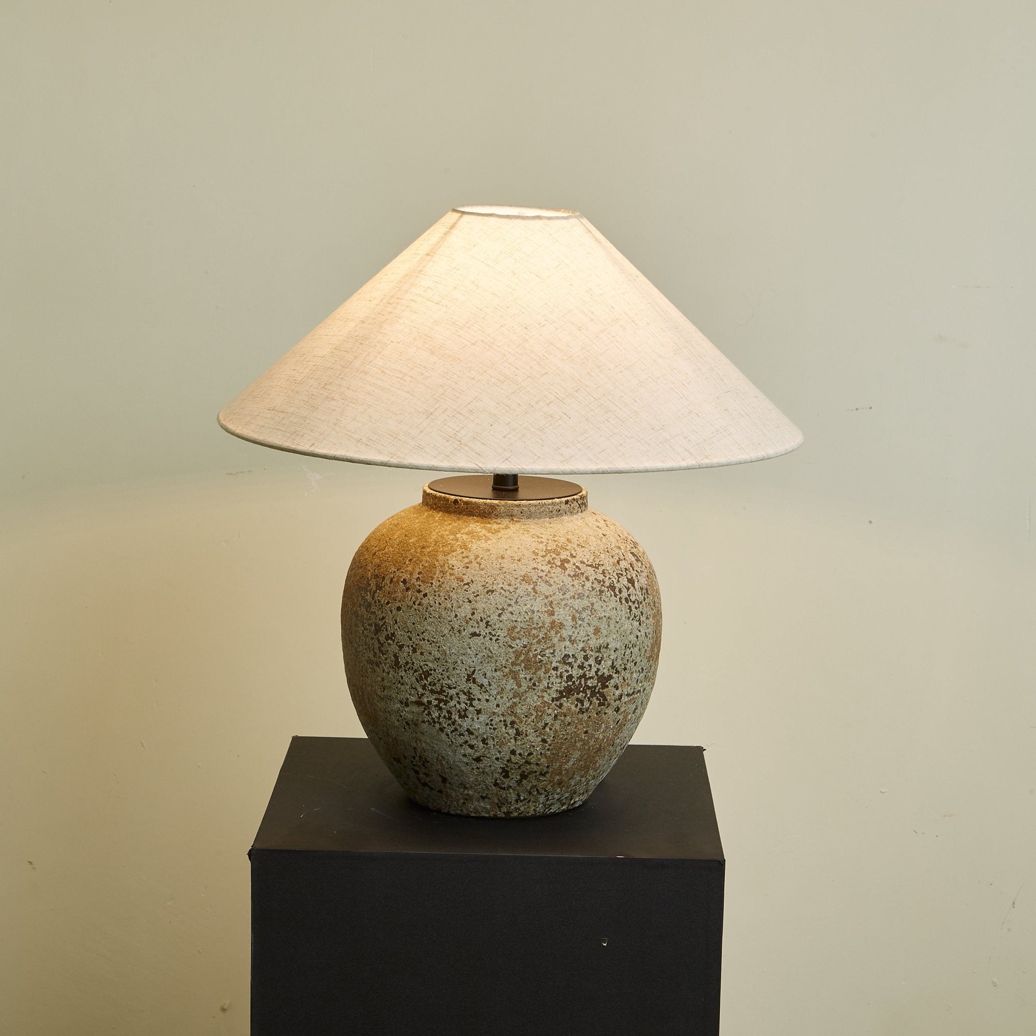 Vesomel Table Lamp