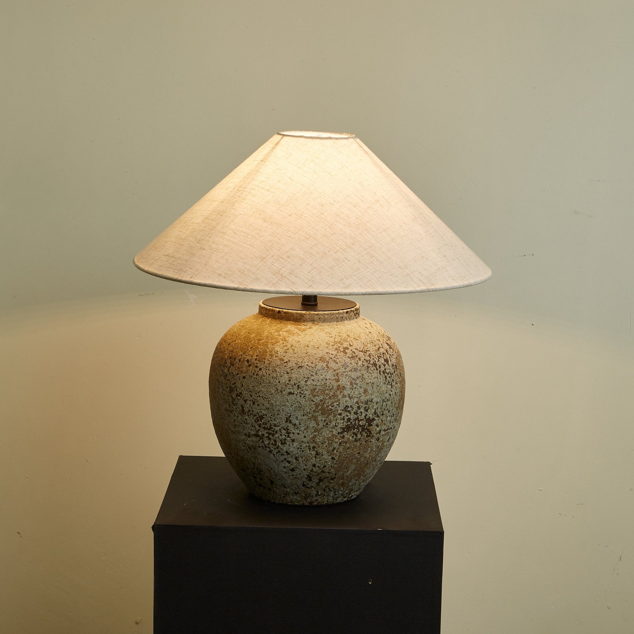 Vesomel Table Lamp