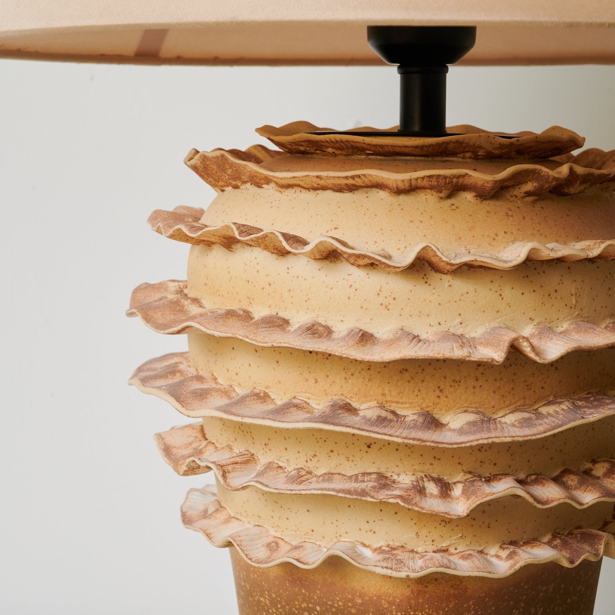 Geroma Ceramic Table Lamp