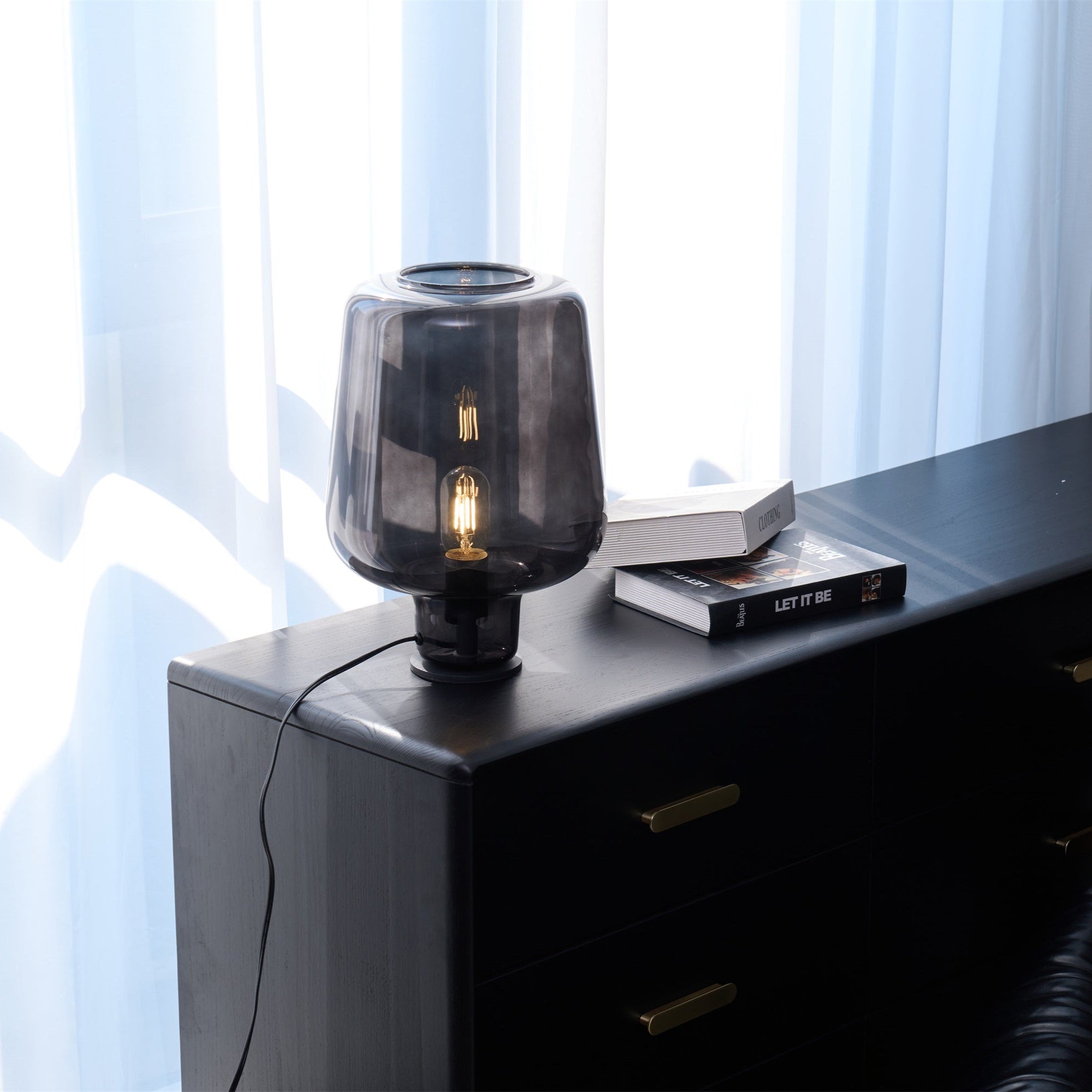 Nalira Table Lamp (2)