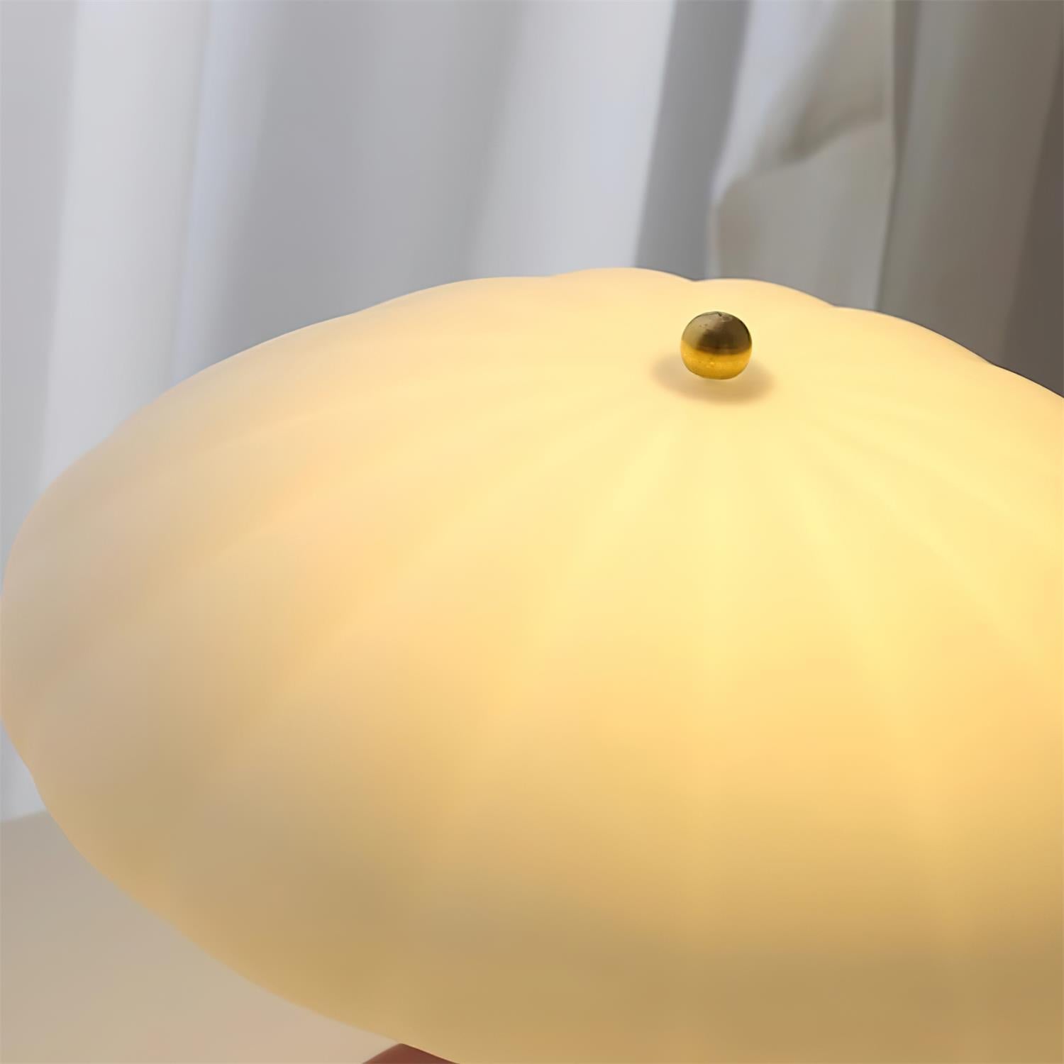 Thaleza Table Lamp