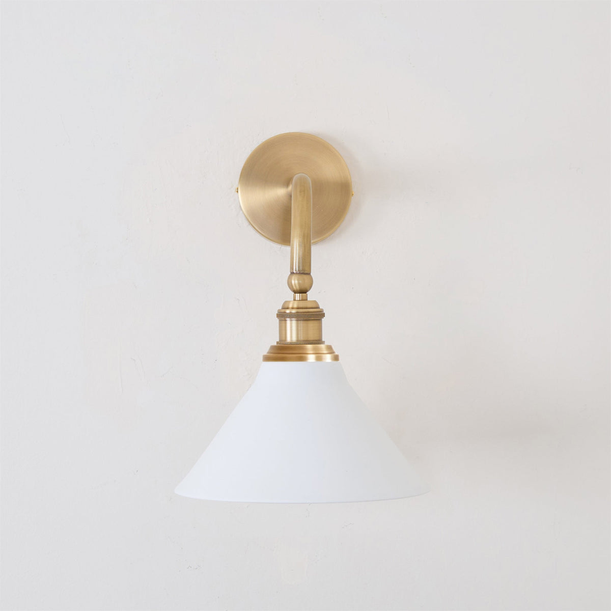 Yarmereay Cone Wall Light