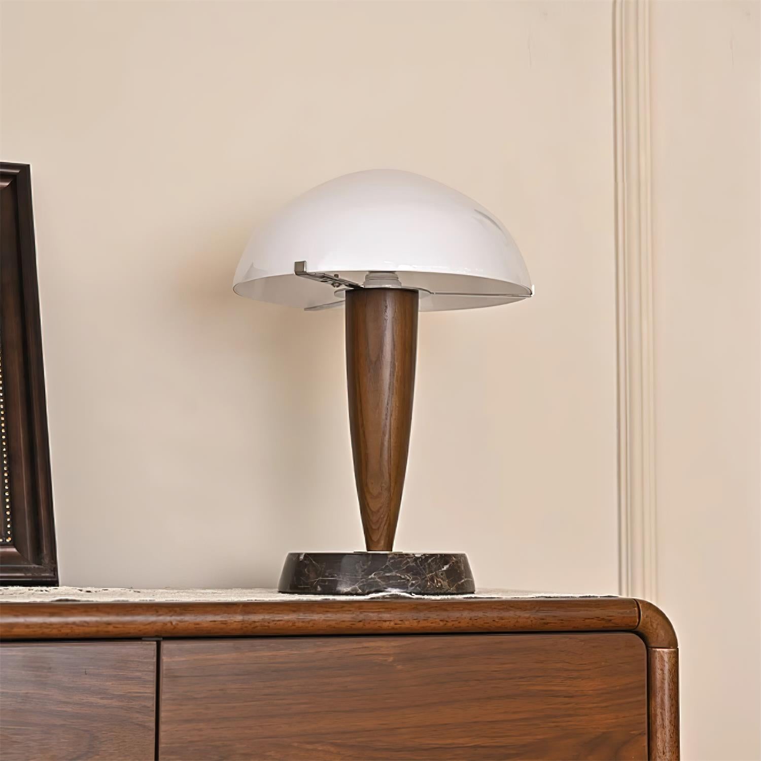 Tizzy Table Lamp