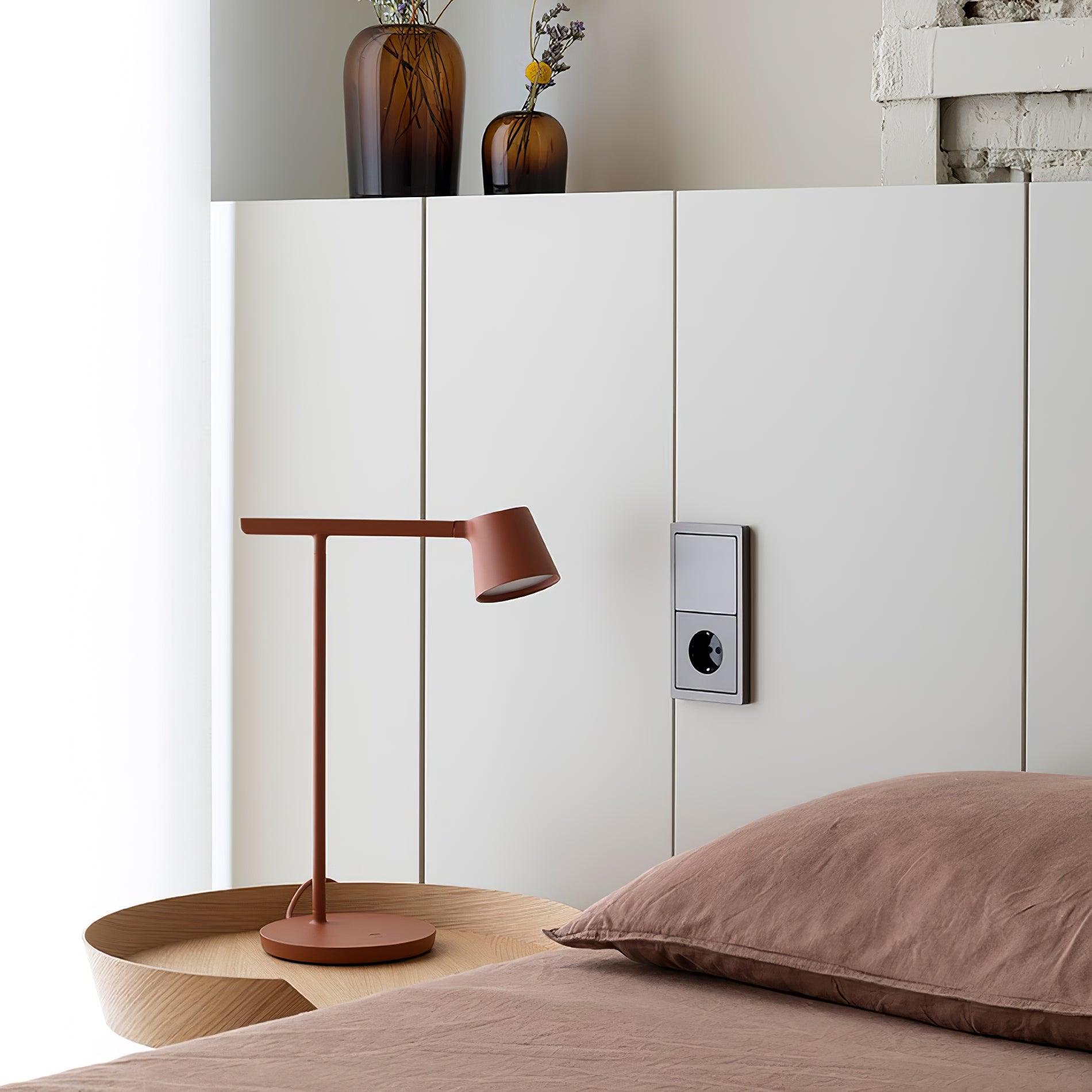 Contiz Table Lamp