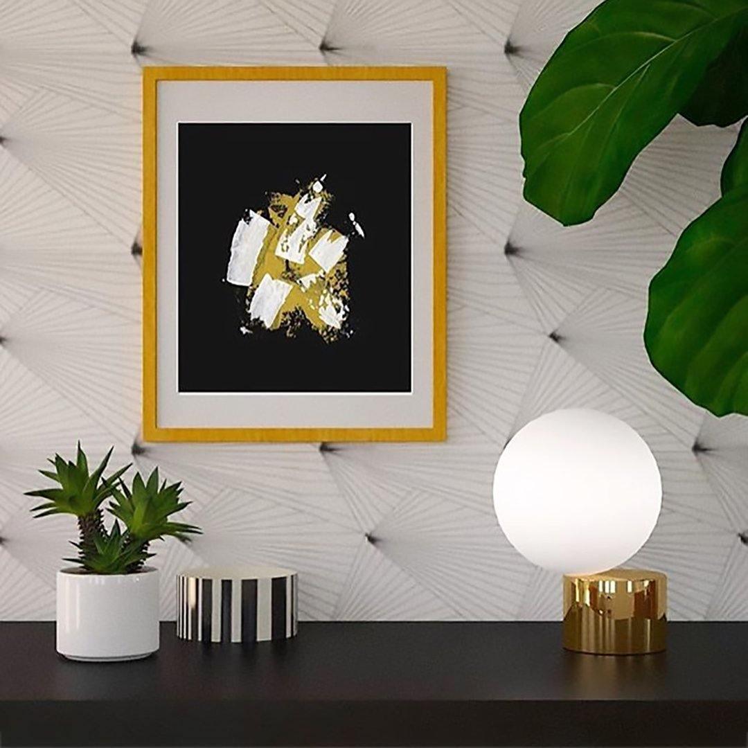 Lynvon Table Lamp