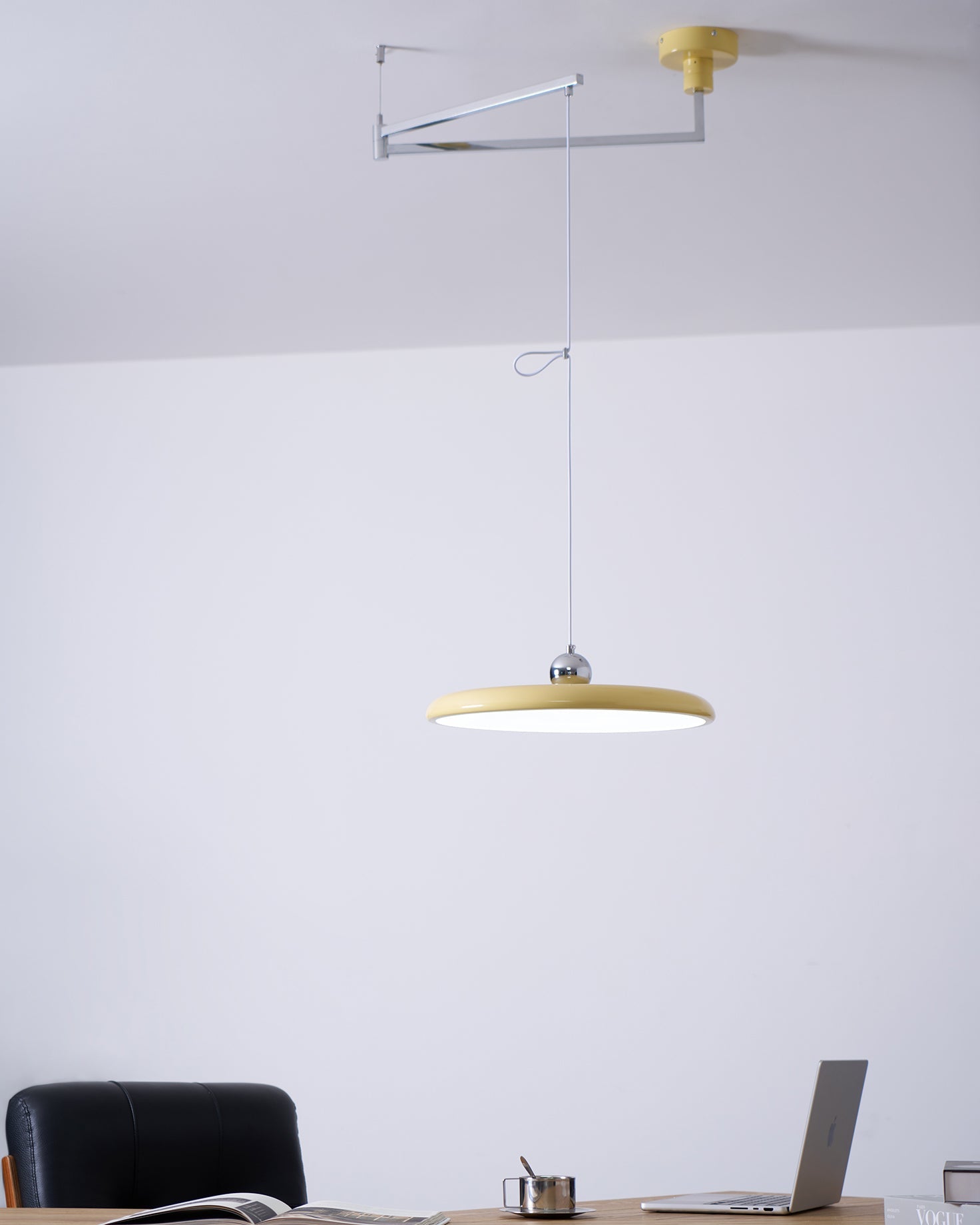 Oakalas Pendant Light