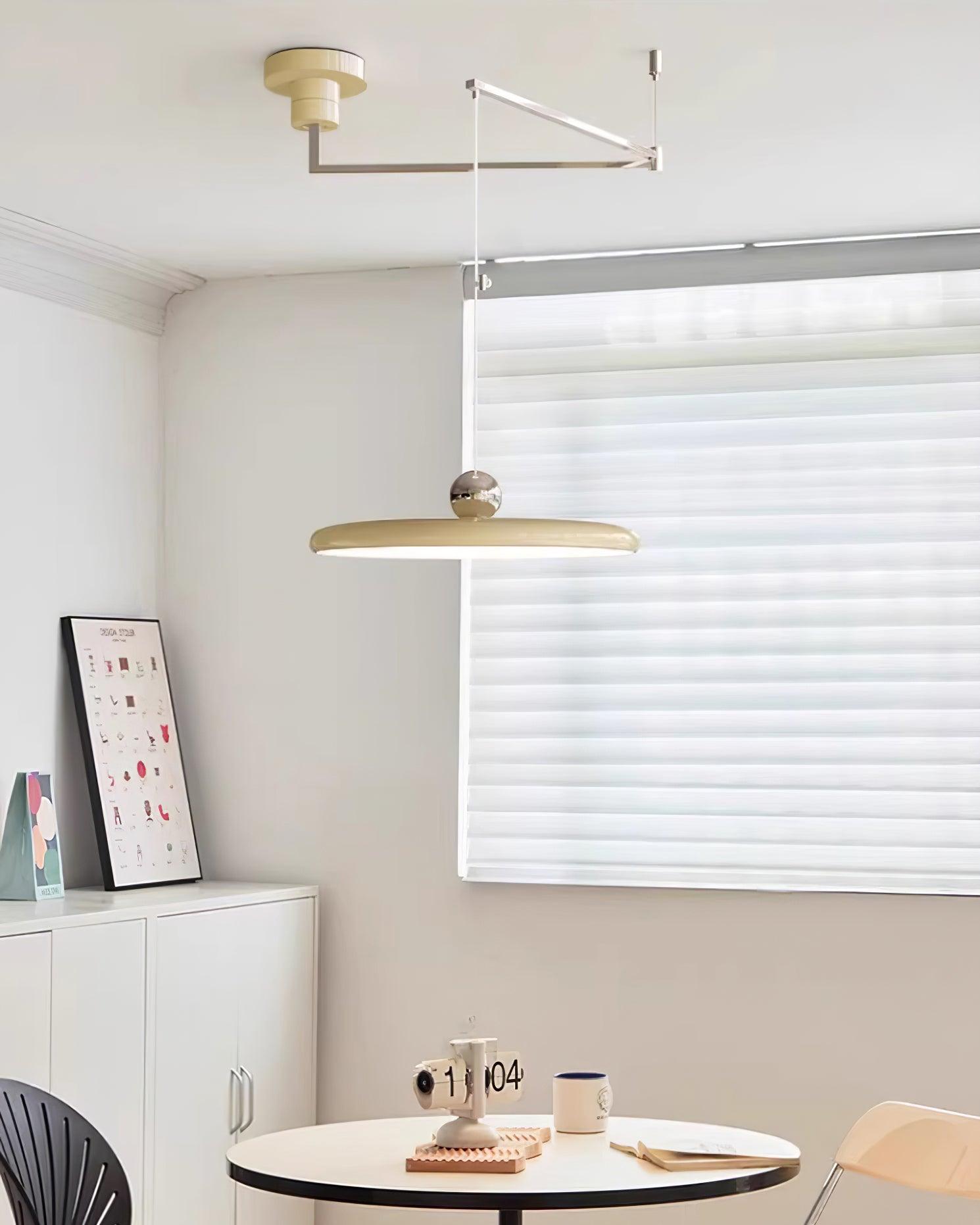 Oakalas Pendant Light