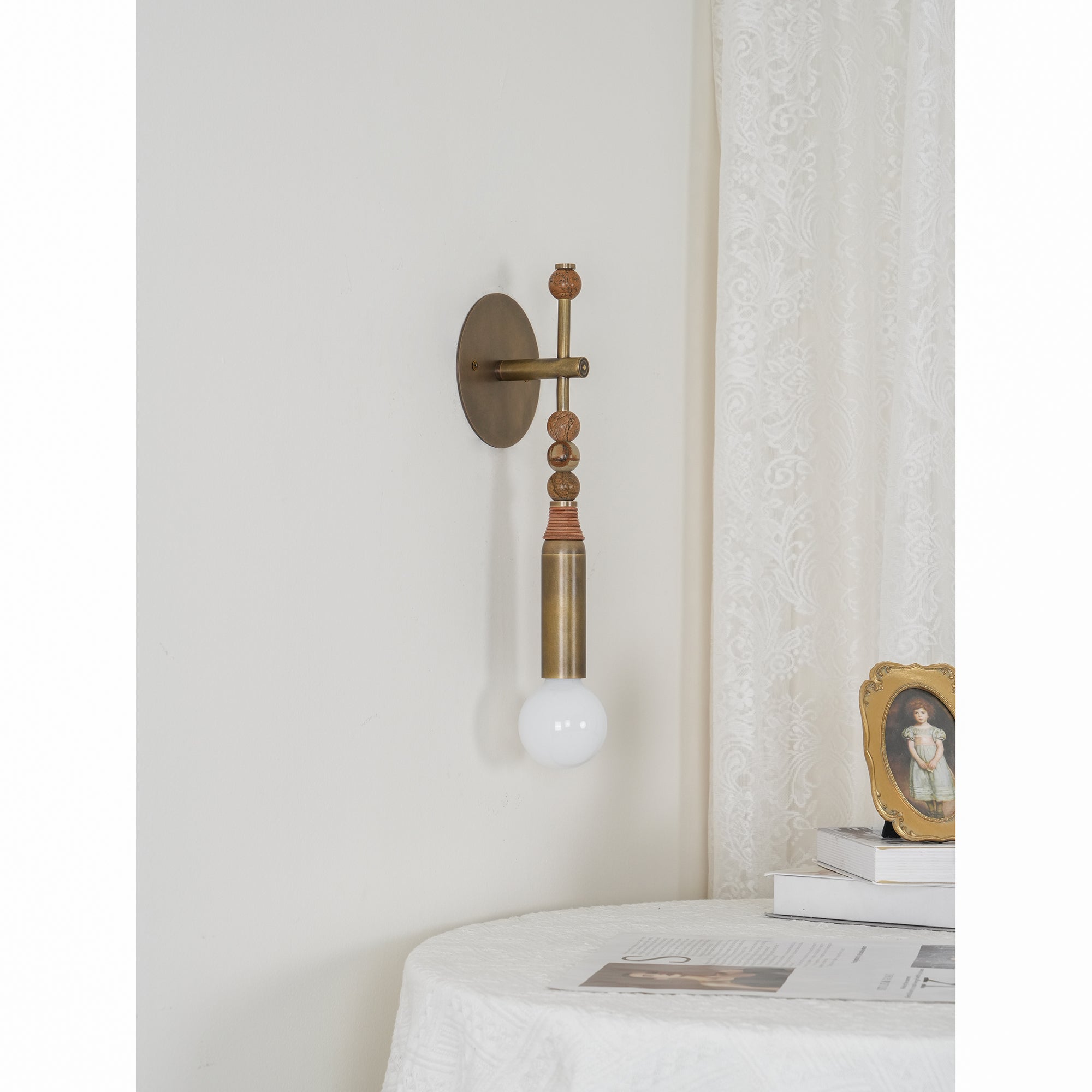 Yaror Wall Light