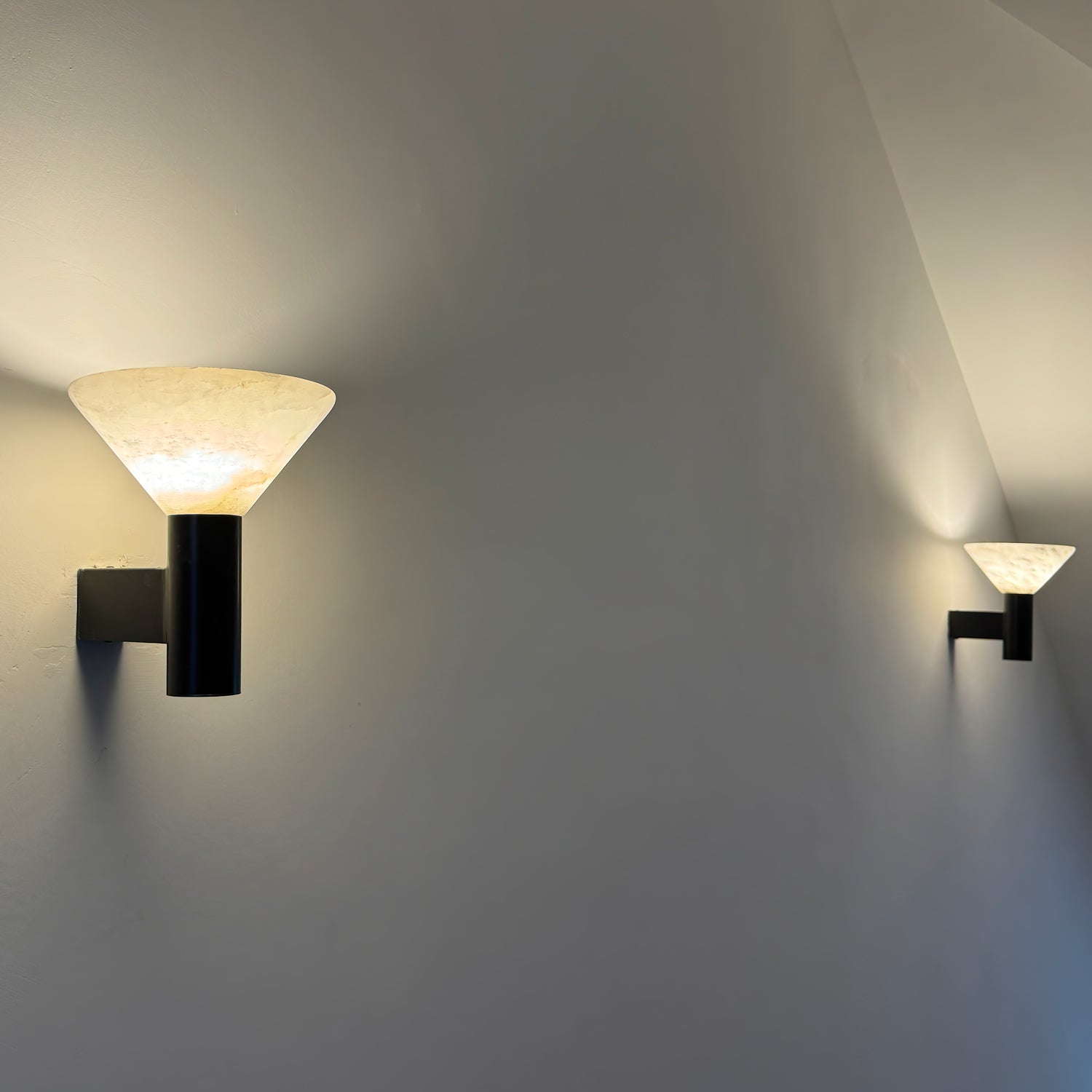Atello Alabaster Wall Light