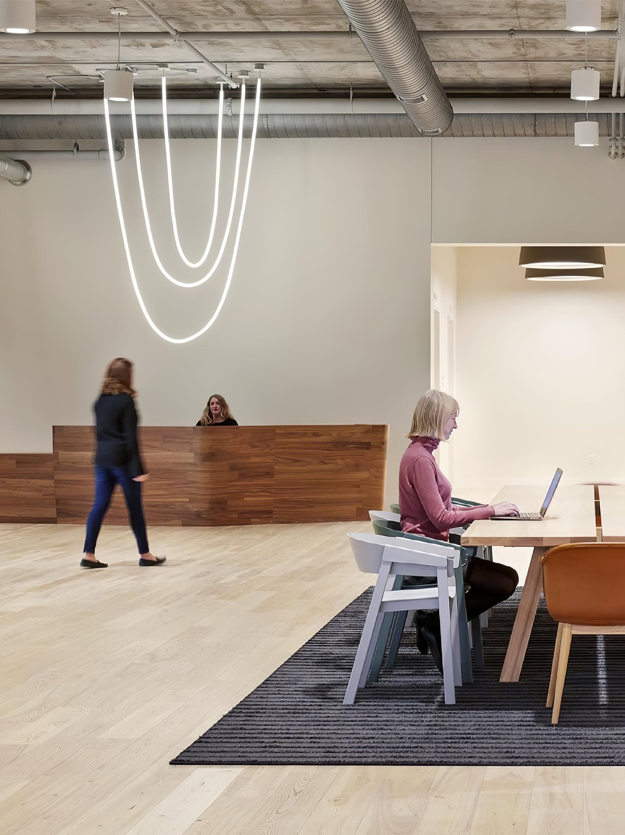 Vellre Flexible Pendant Light