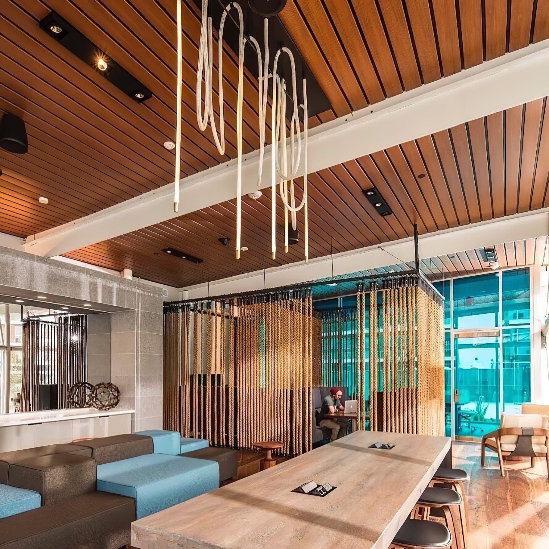 Vellre Flexible Pendant Light