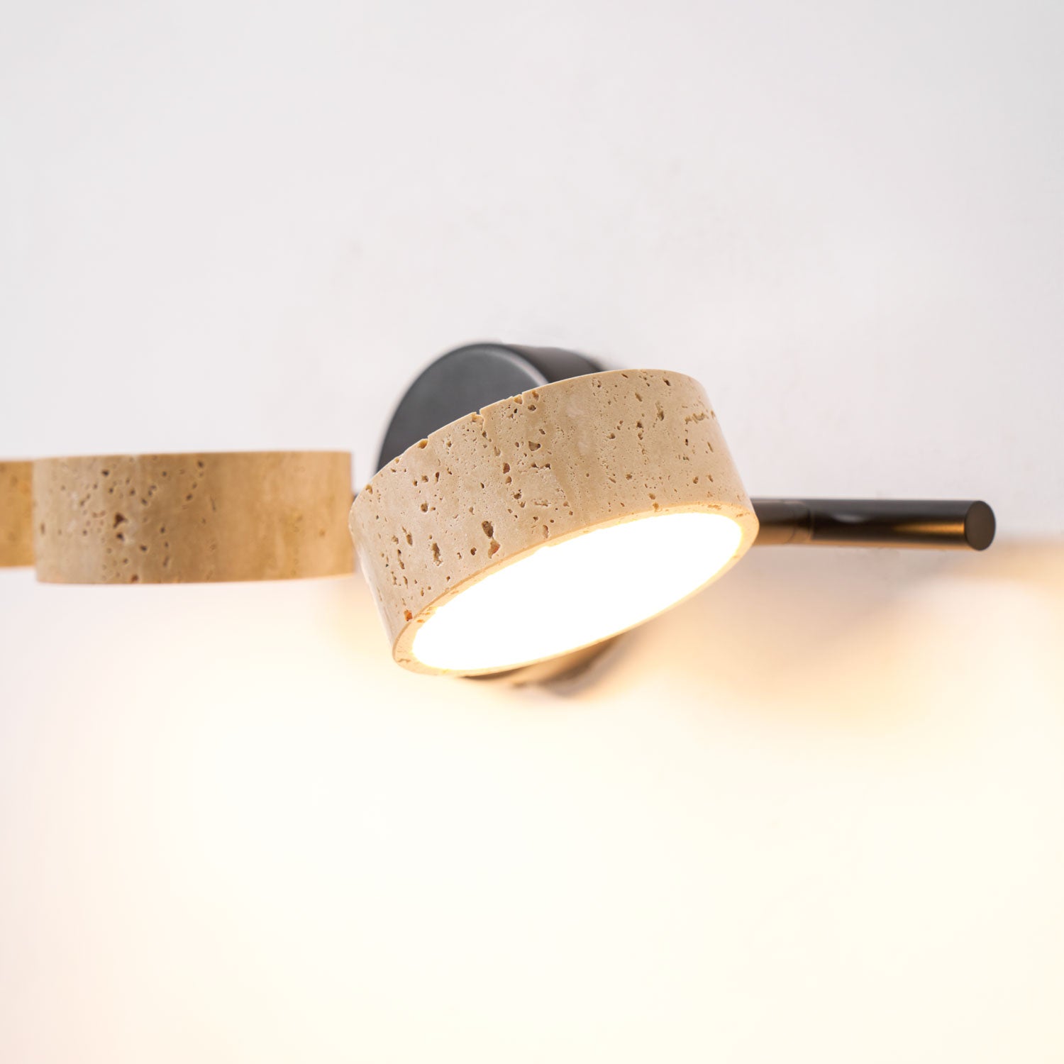 Vamisy Wall Light
