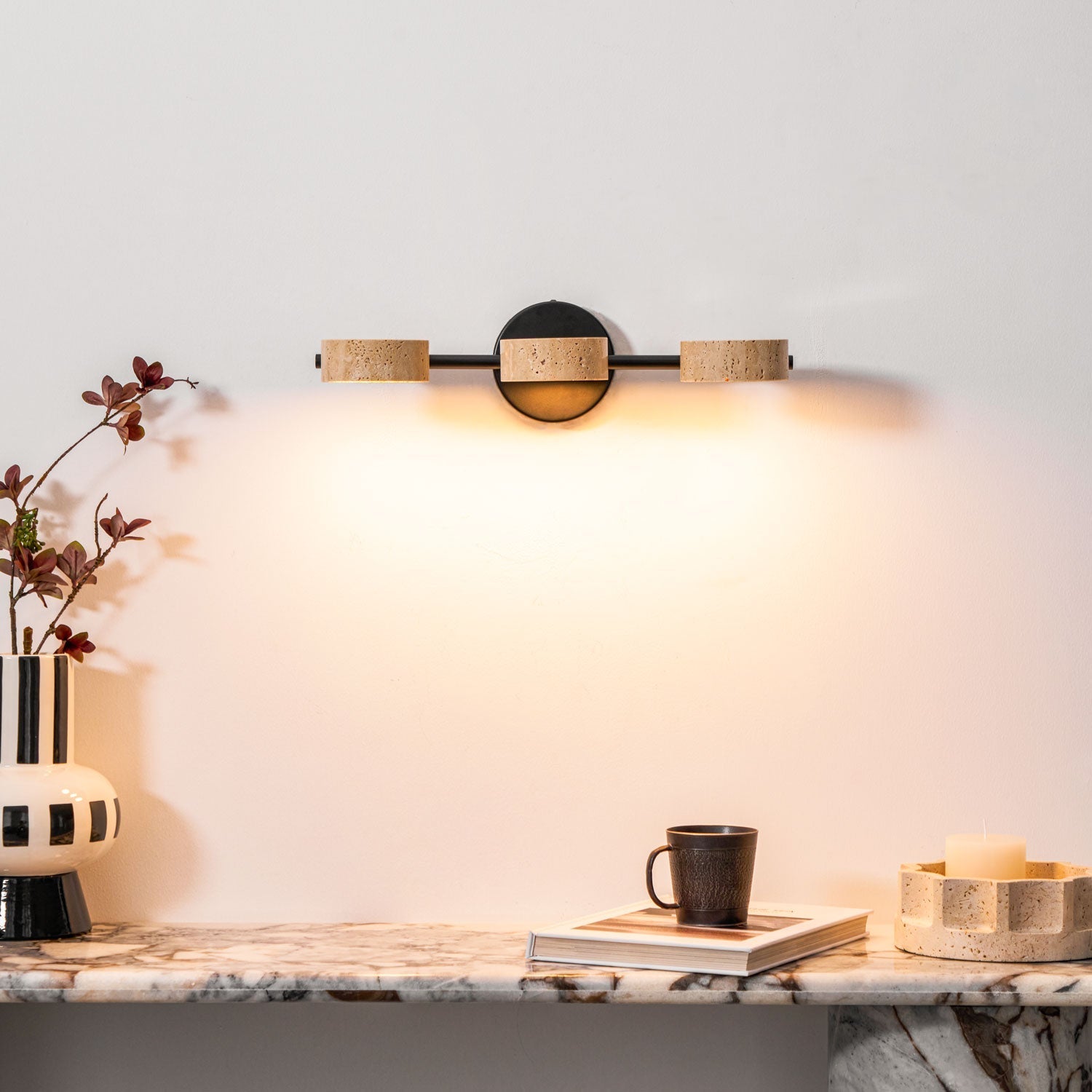 Vamisy Wall Light