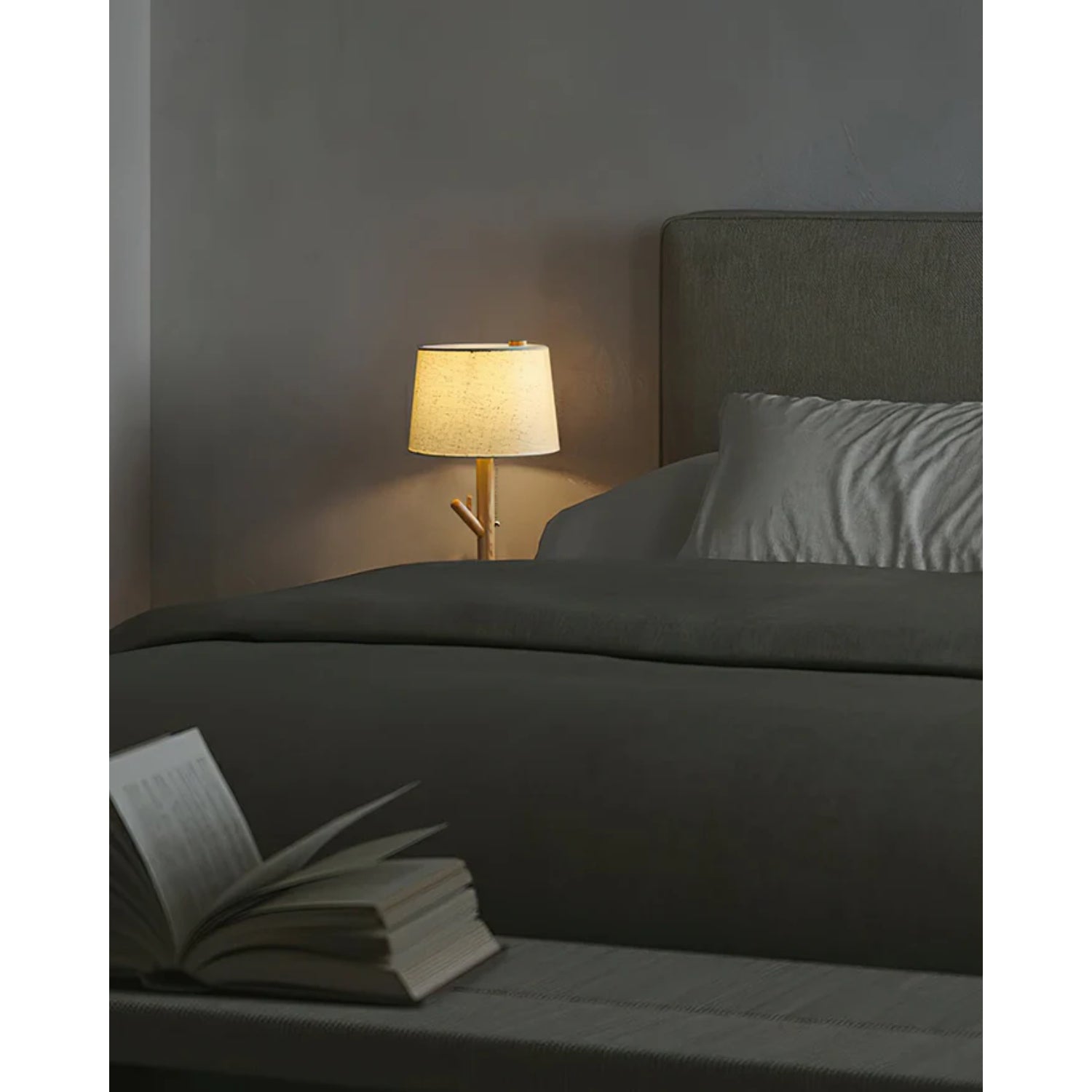 Tifisca Table Lamp