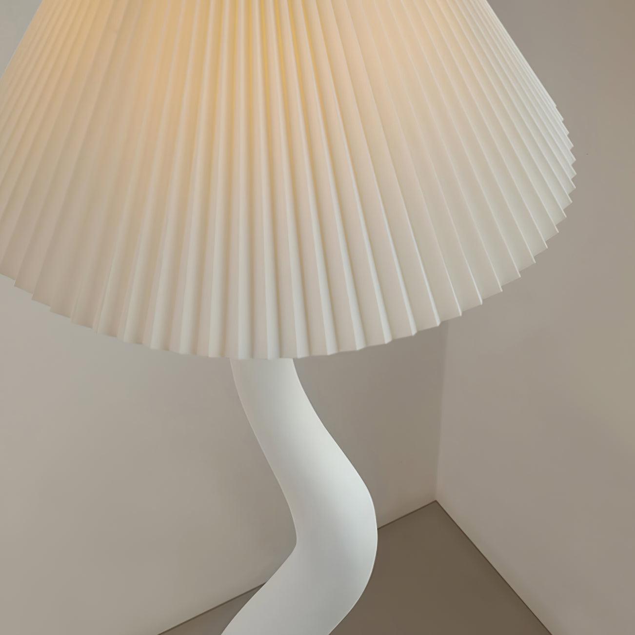 Lomario Floor Lamp