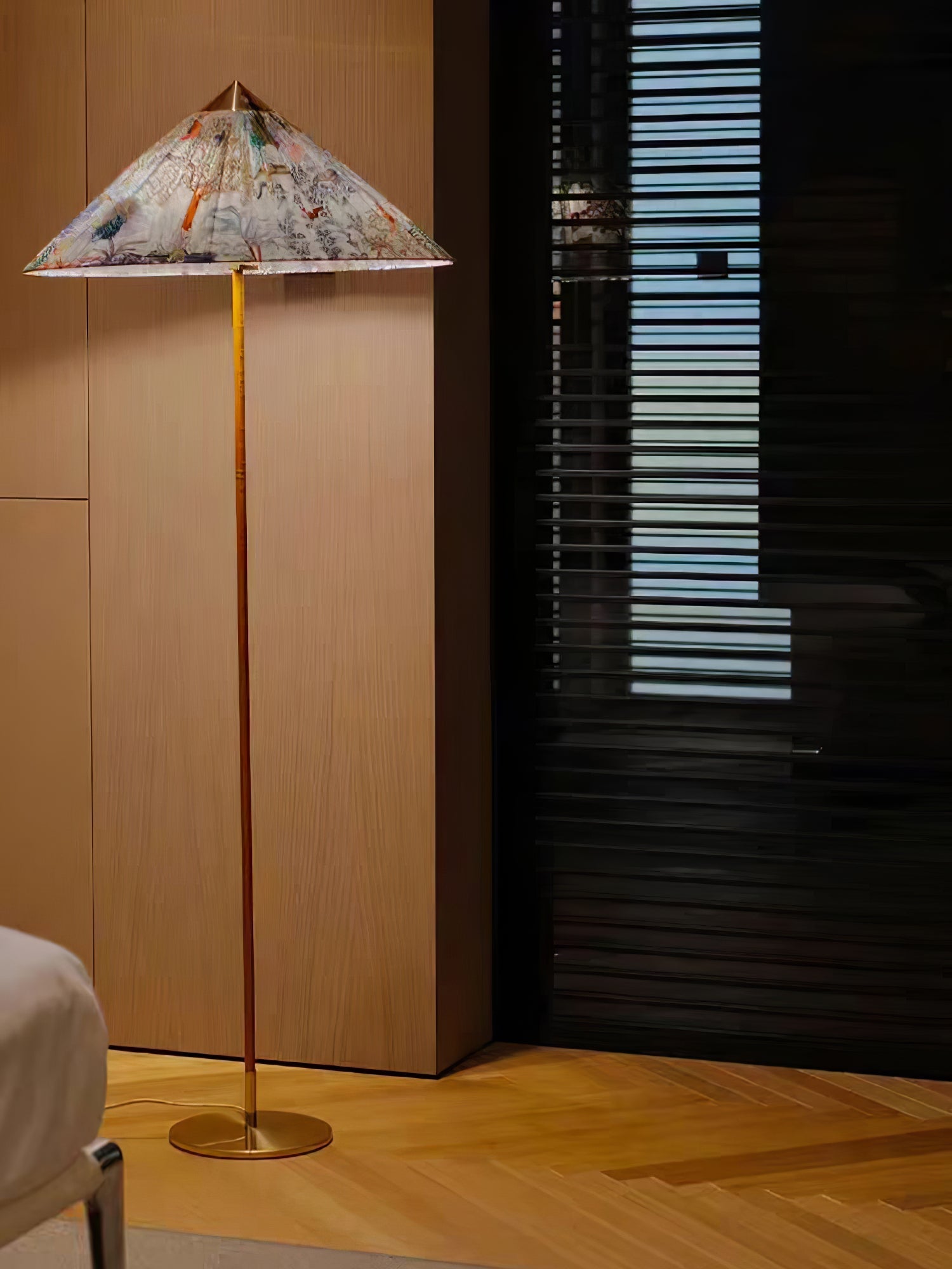 Amora Floor Lamp