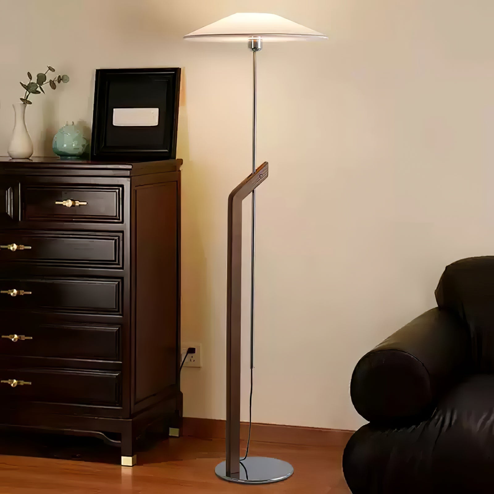 Oazera Floor Lamp