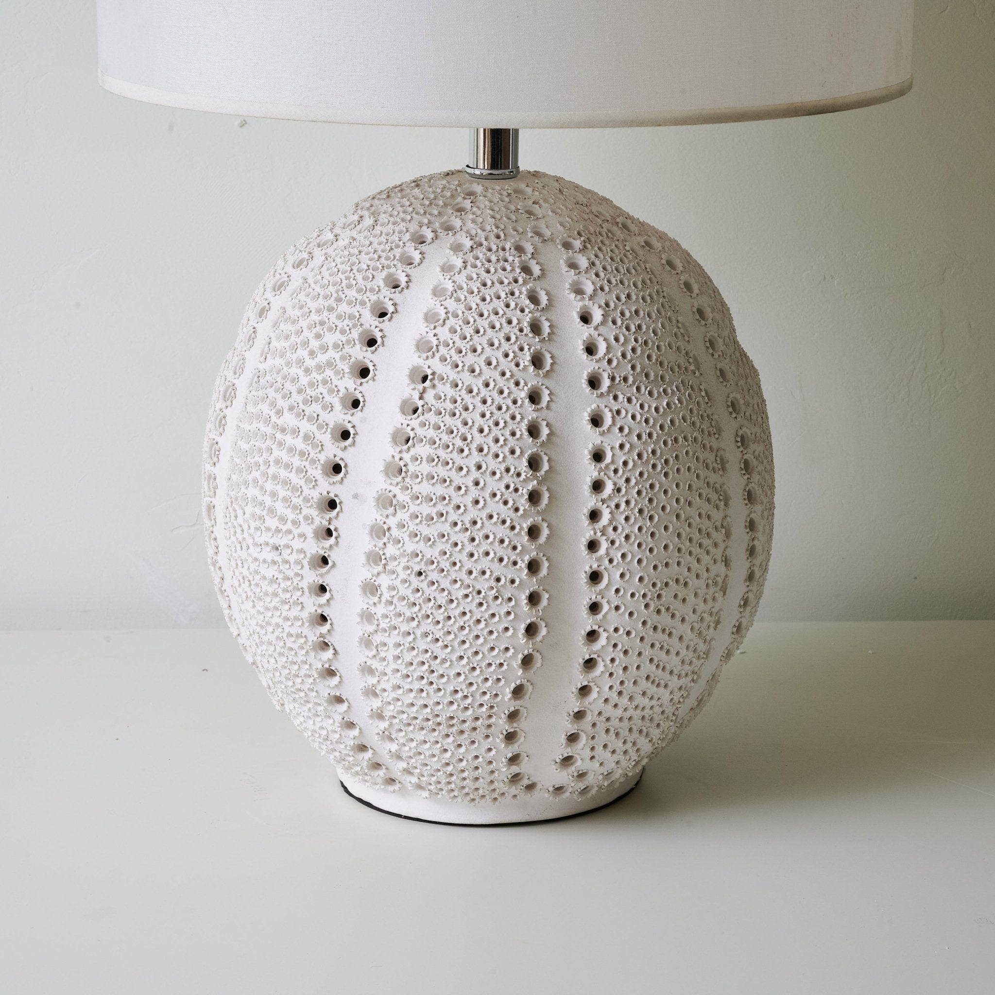 Urechon Table Lamp