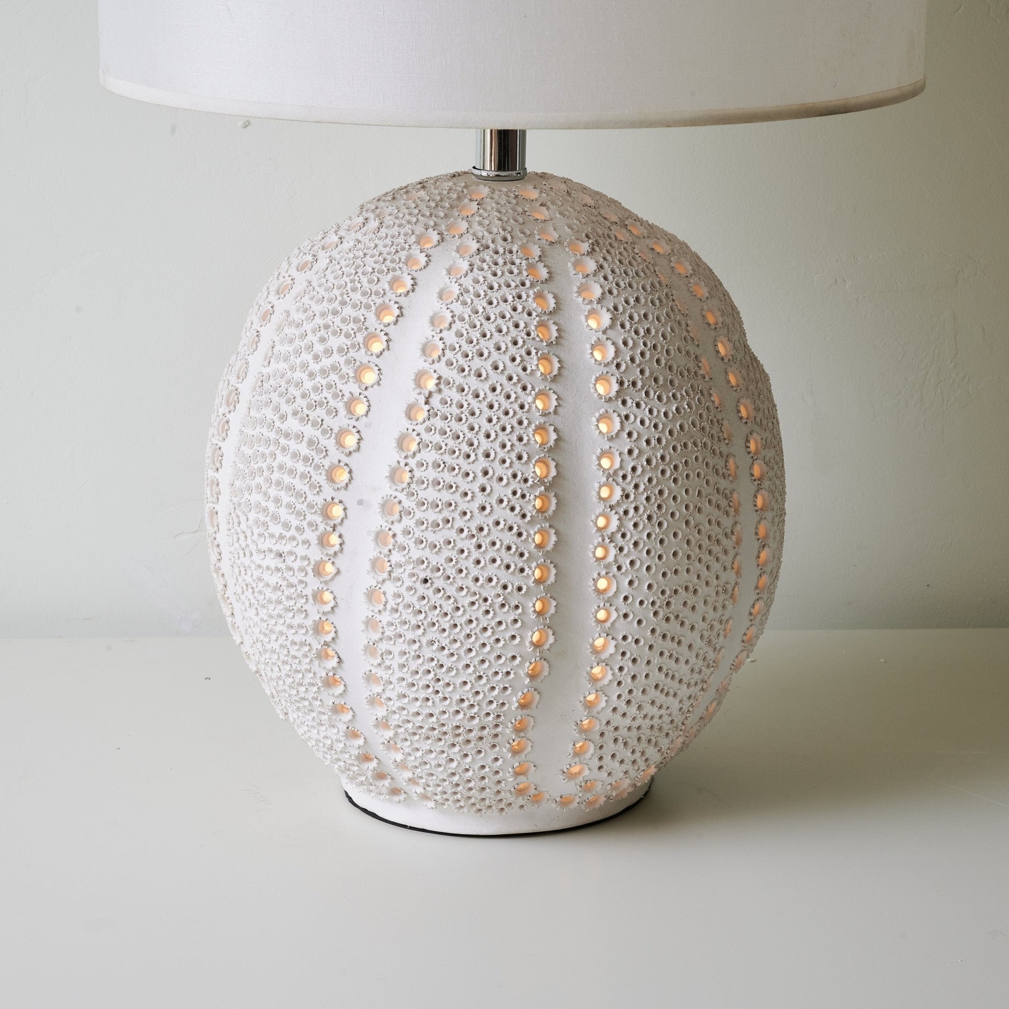 Urechon Table Lamp