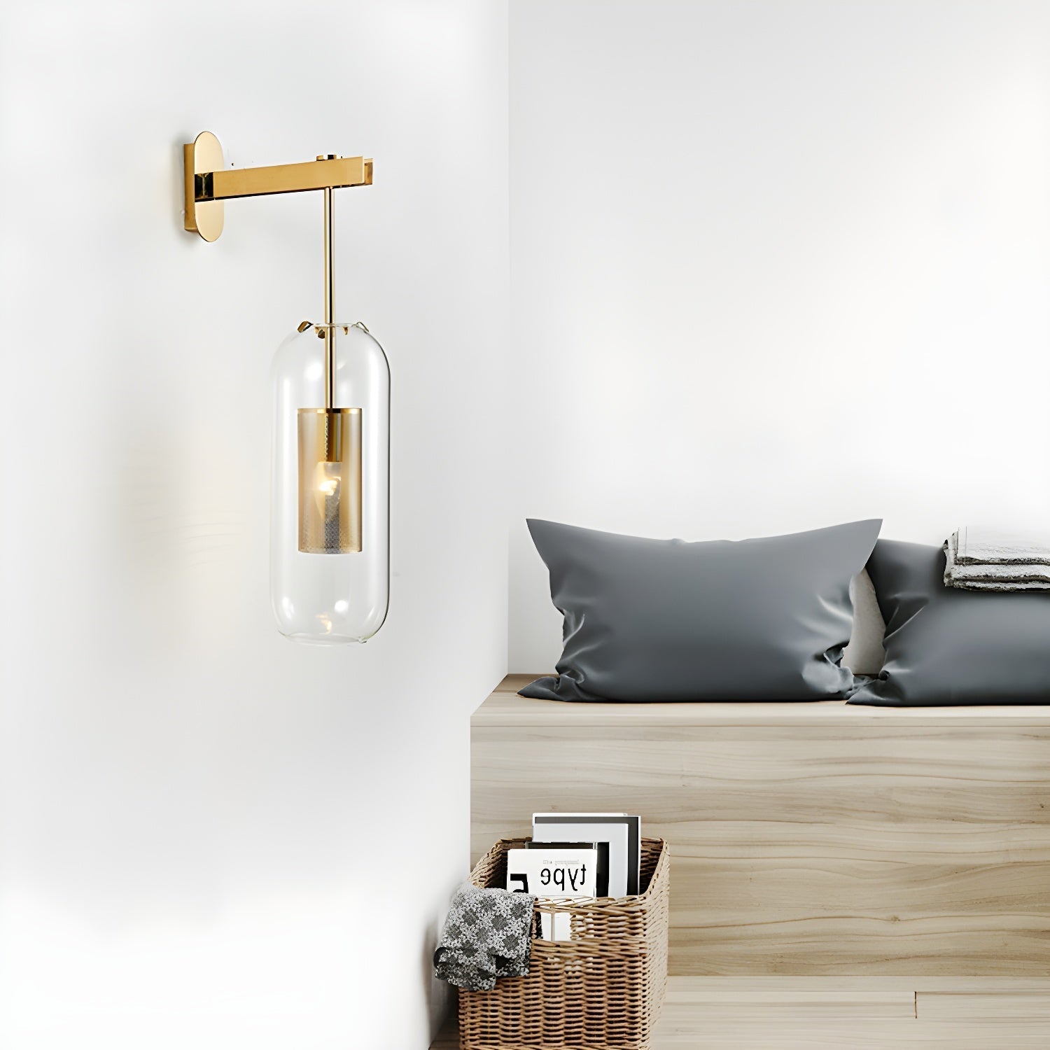 Yovano Wall Light