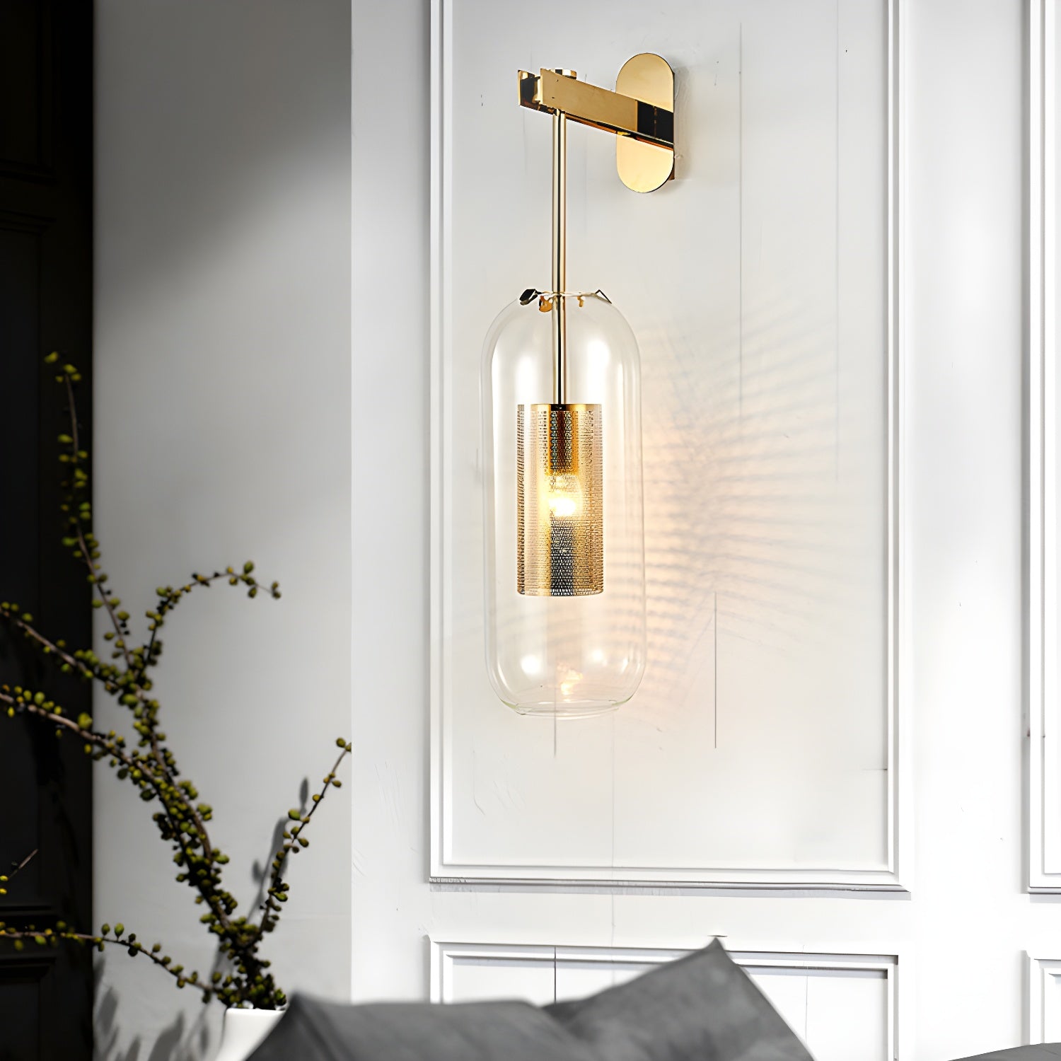 Yovano Wall Light