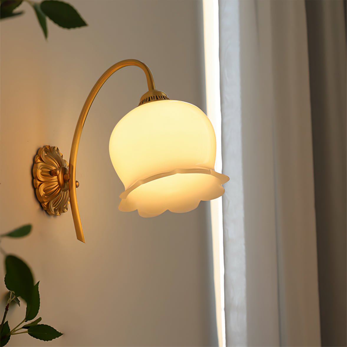 Veslyn Flower Wall Light