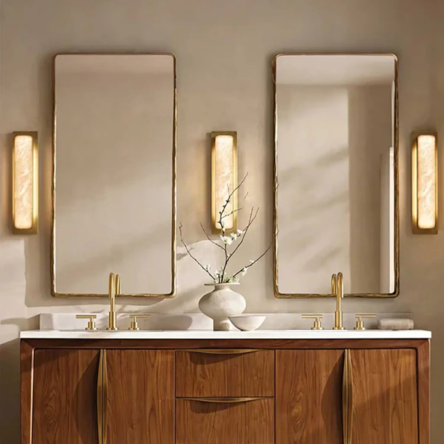 Joades Wall Light