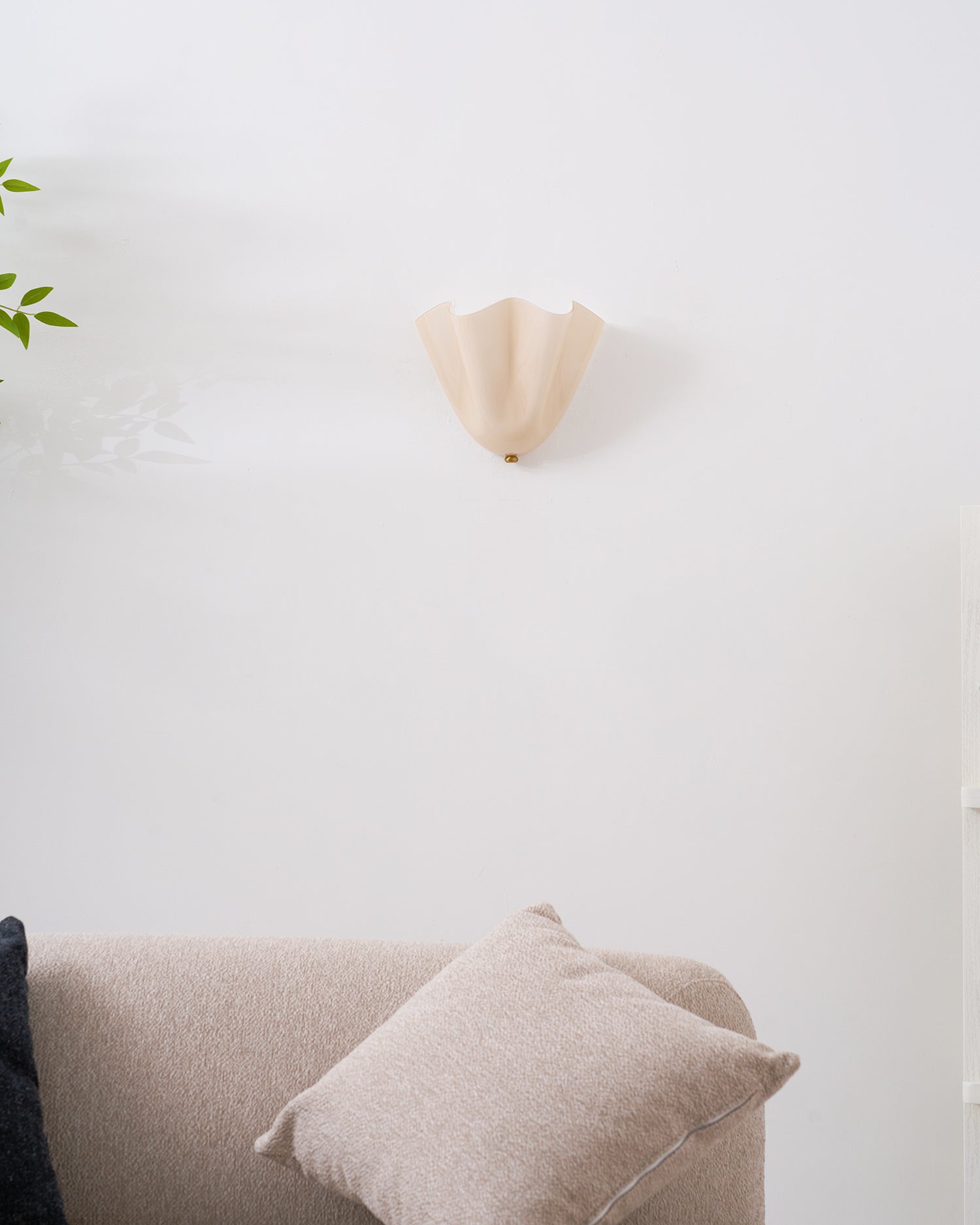 Wrena Wall Light