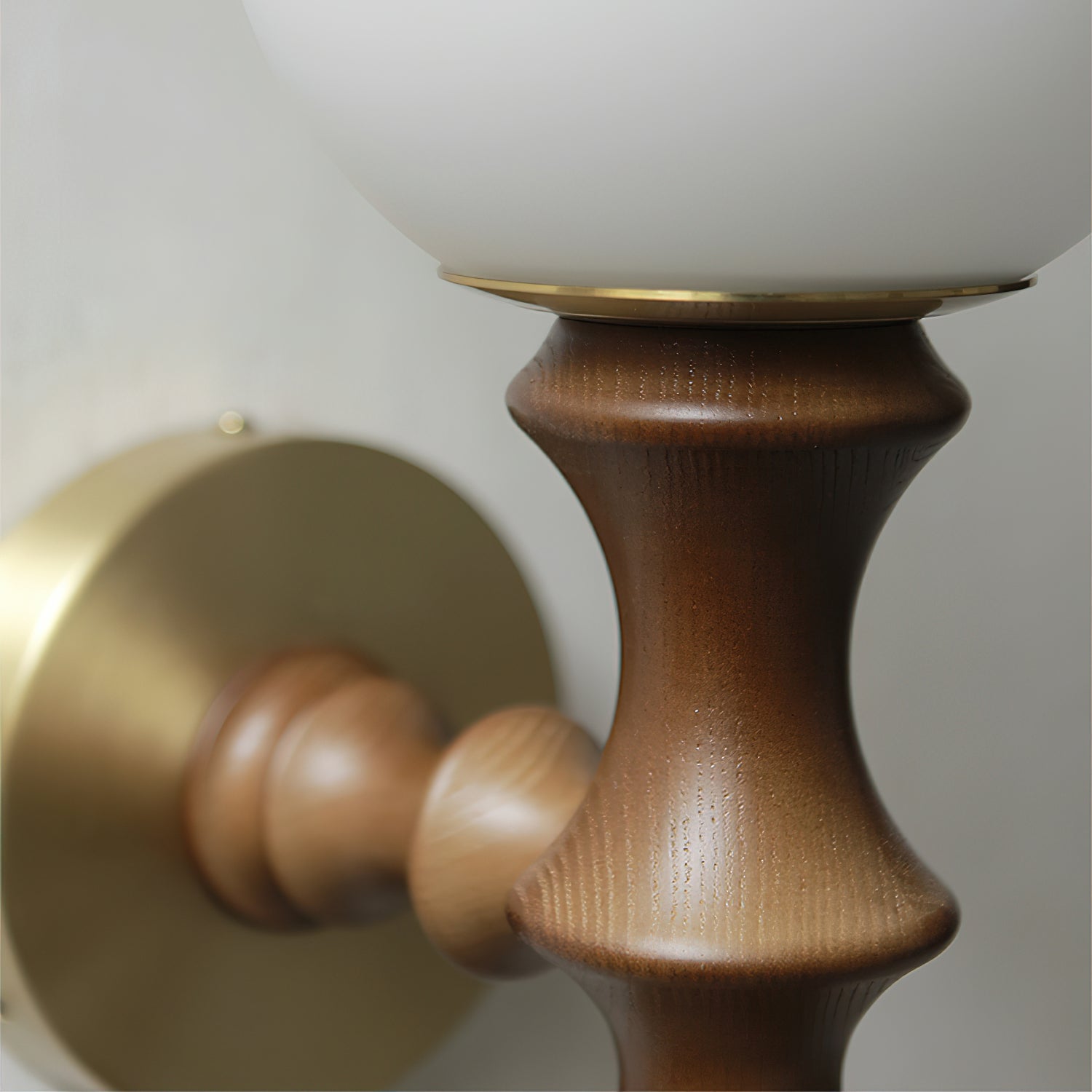 Mefero Wall Light