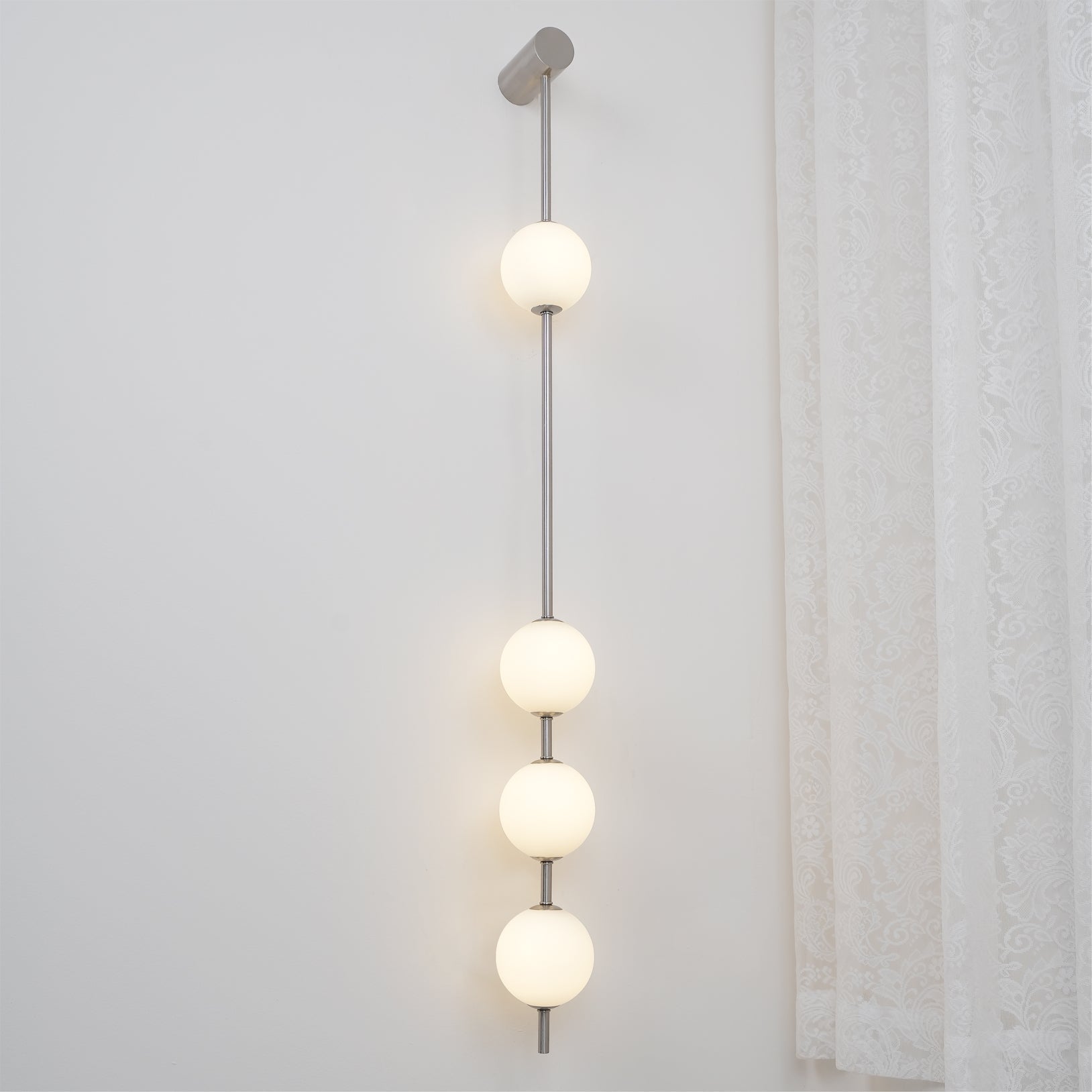 Linowell Globe Wall Light