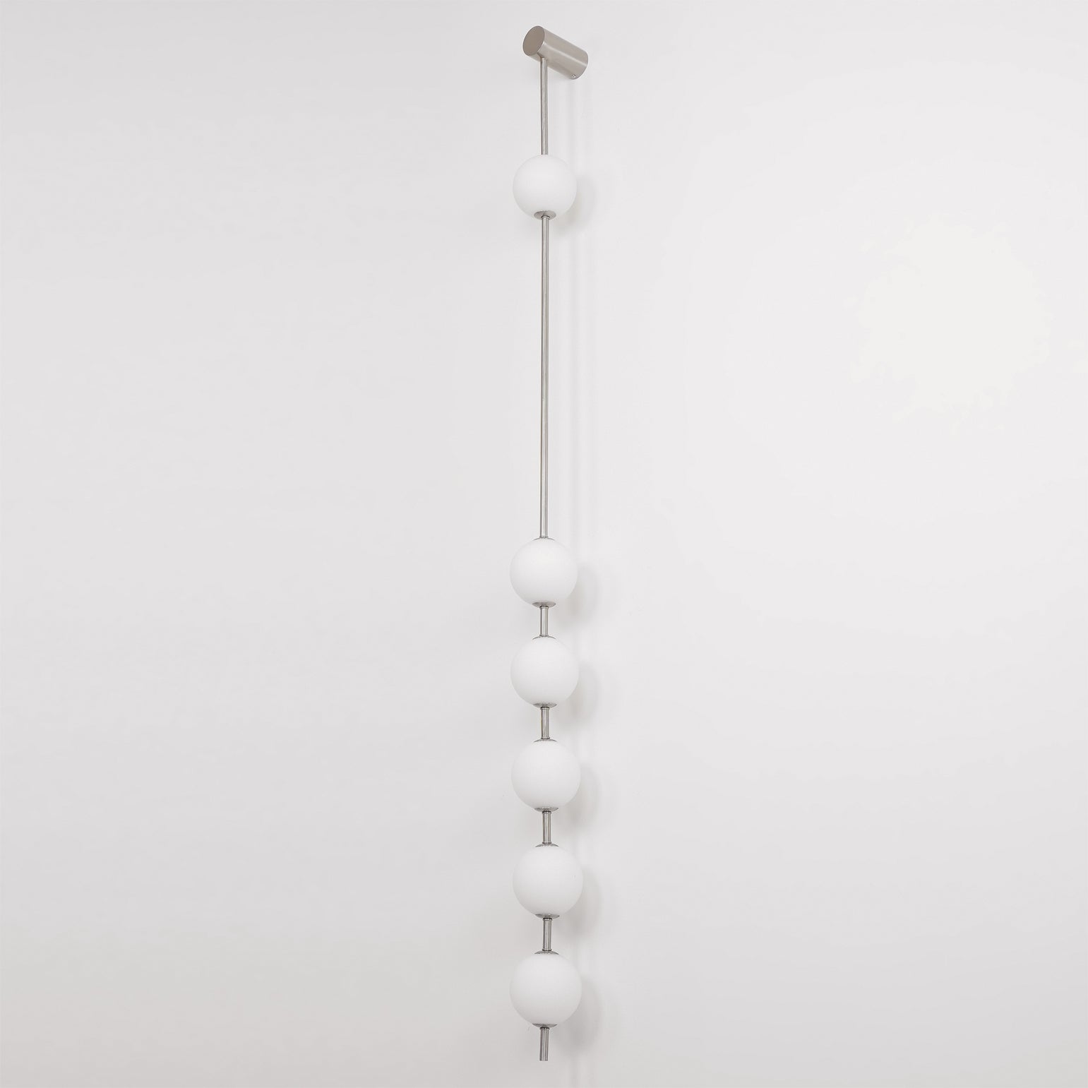 Linowell Globe Wall Light