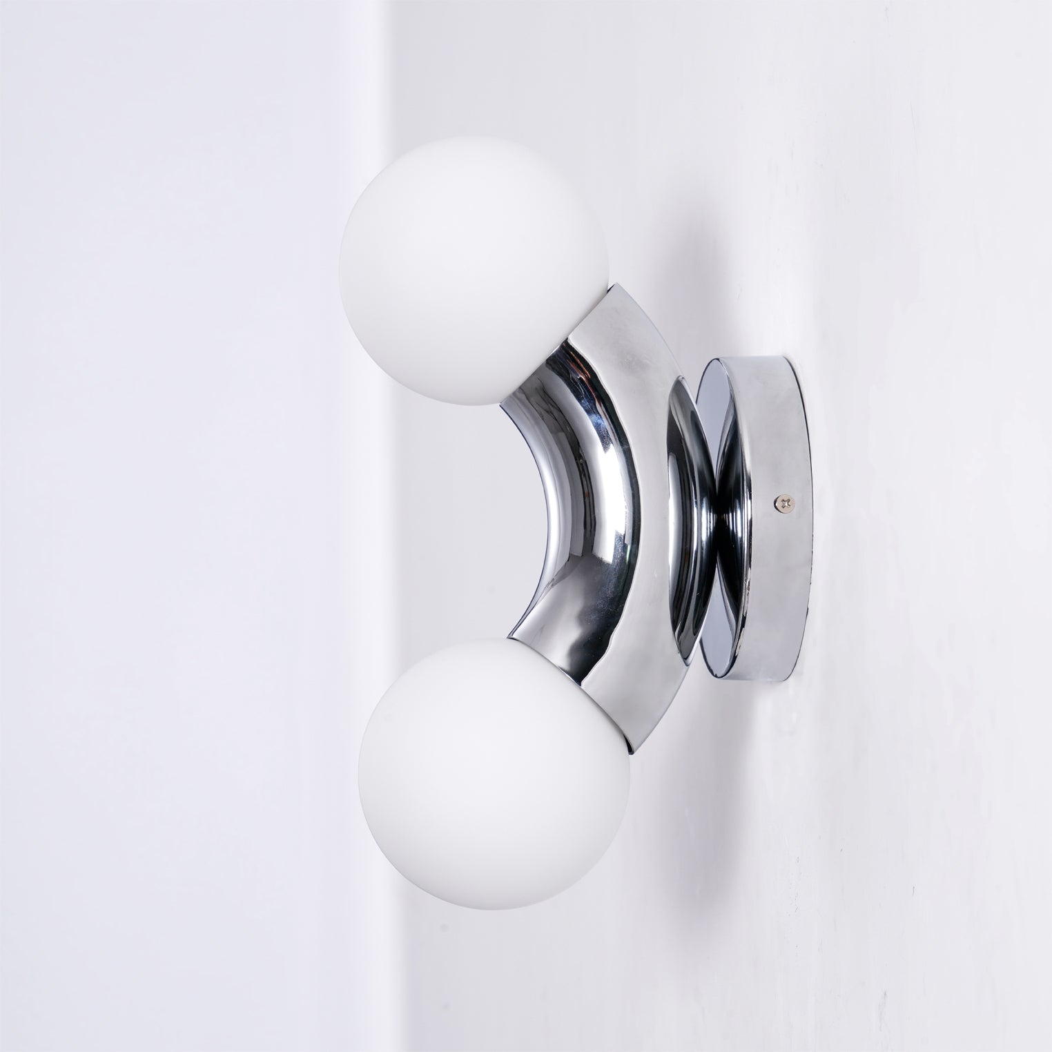 Olravo Wall Light