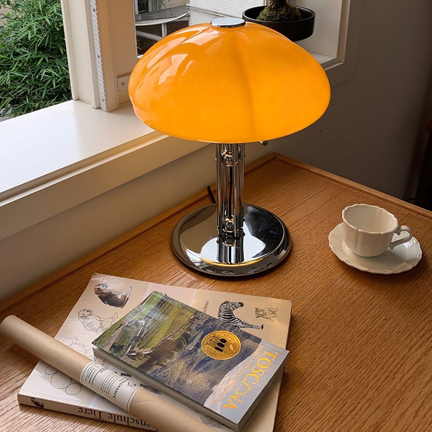 Pilzin Table Lamp