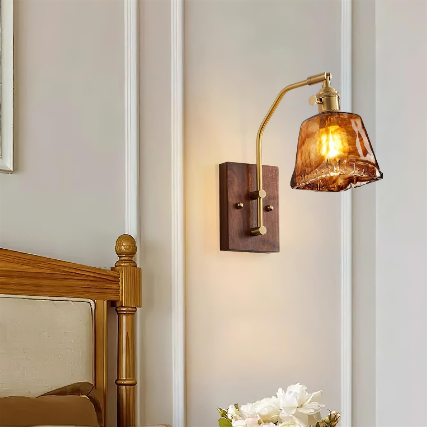 Rovessa Wall Light