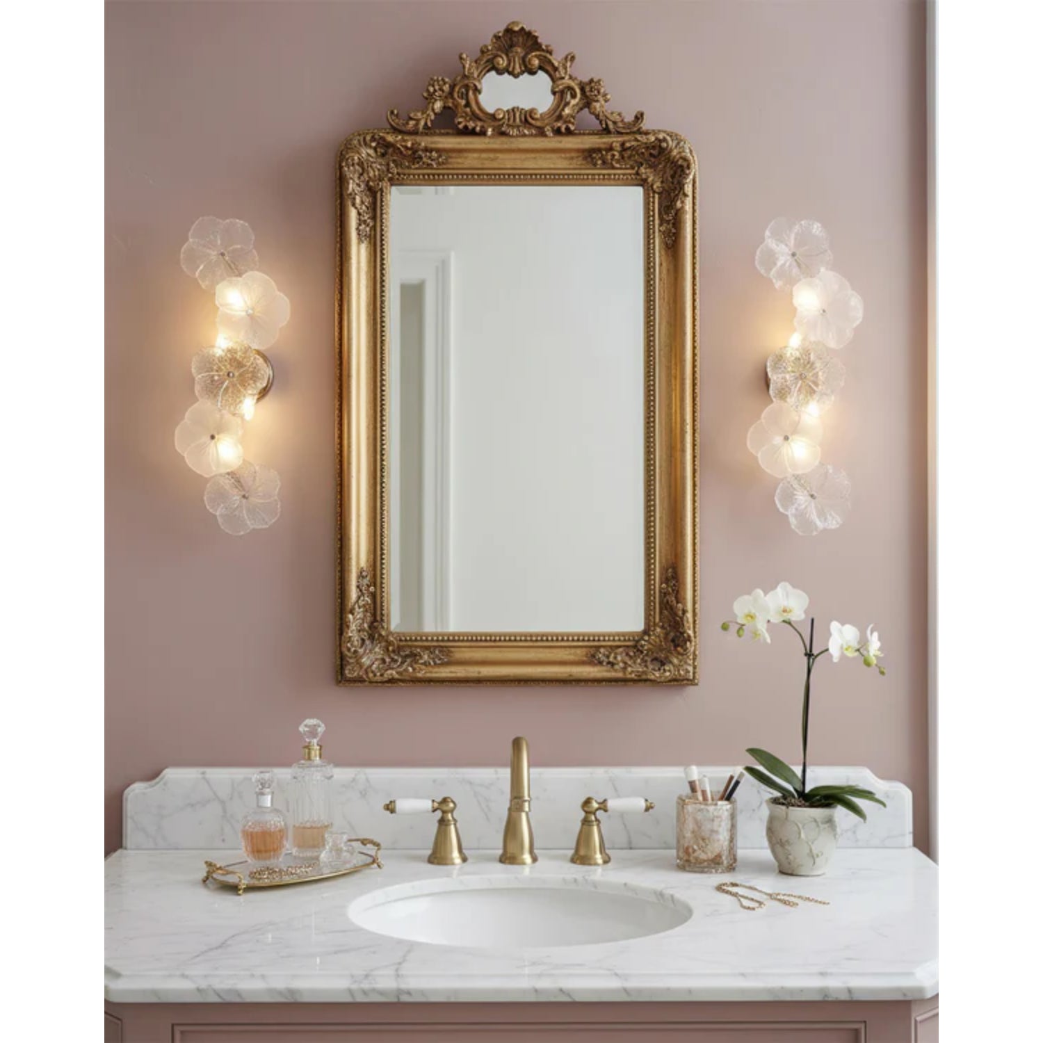 Virelza Flower Wall Light