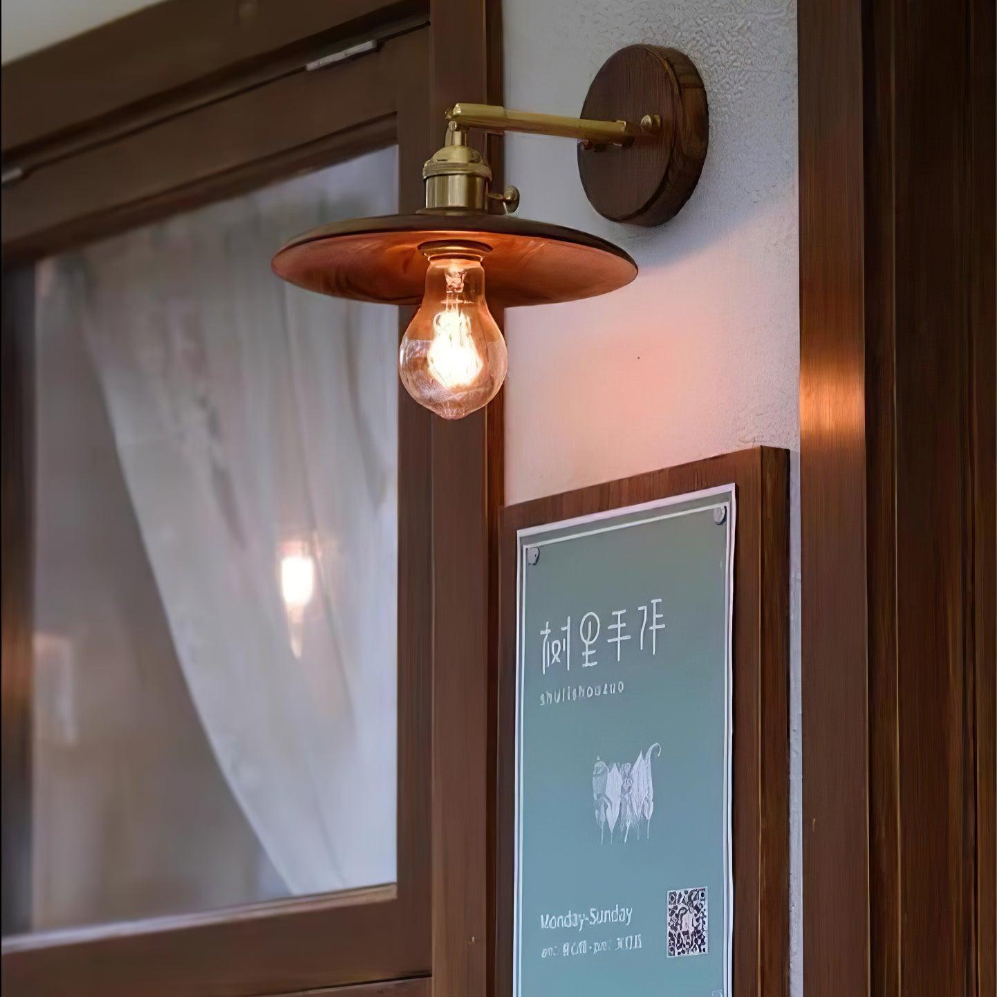 Coniwa Wooden Wall Light