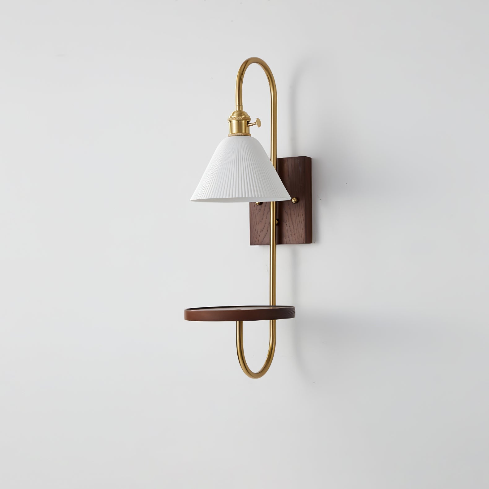 Vluro Wall Light With Shelf