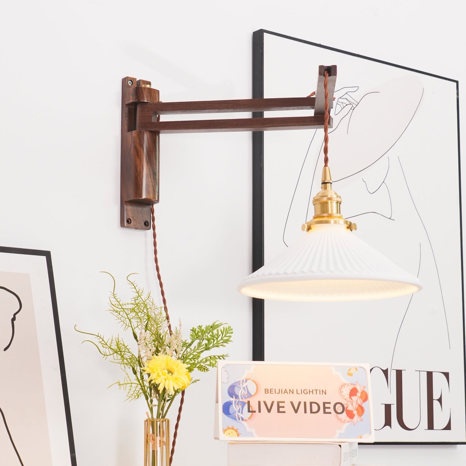 Wamose Wall Light