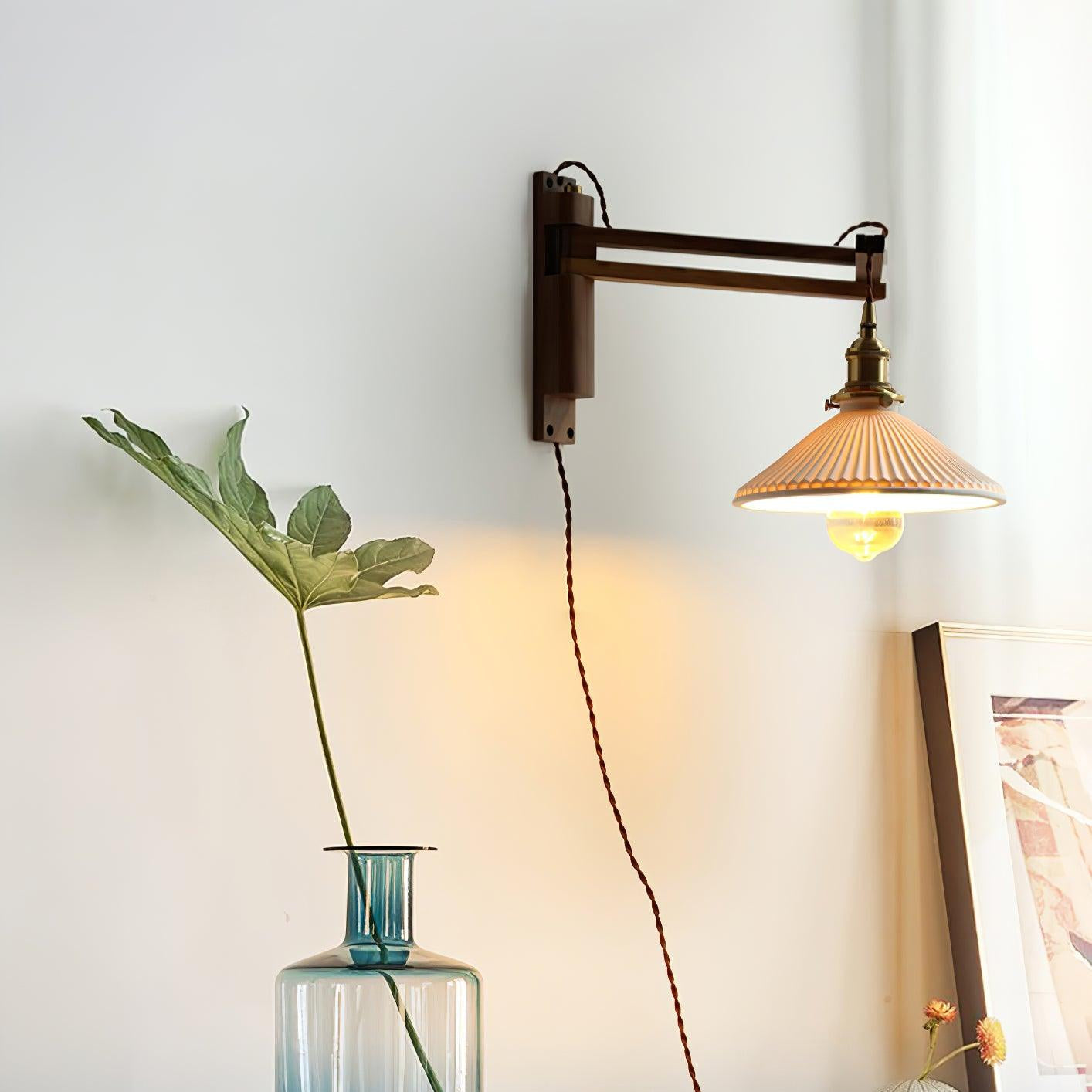 Wamose Wall Light