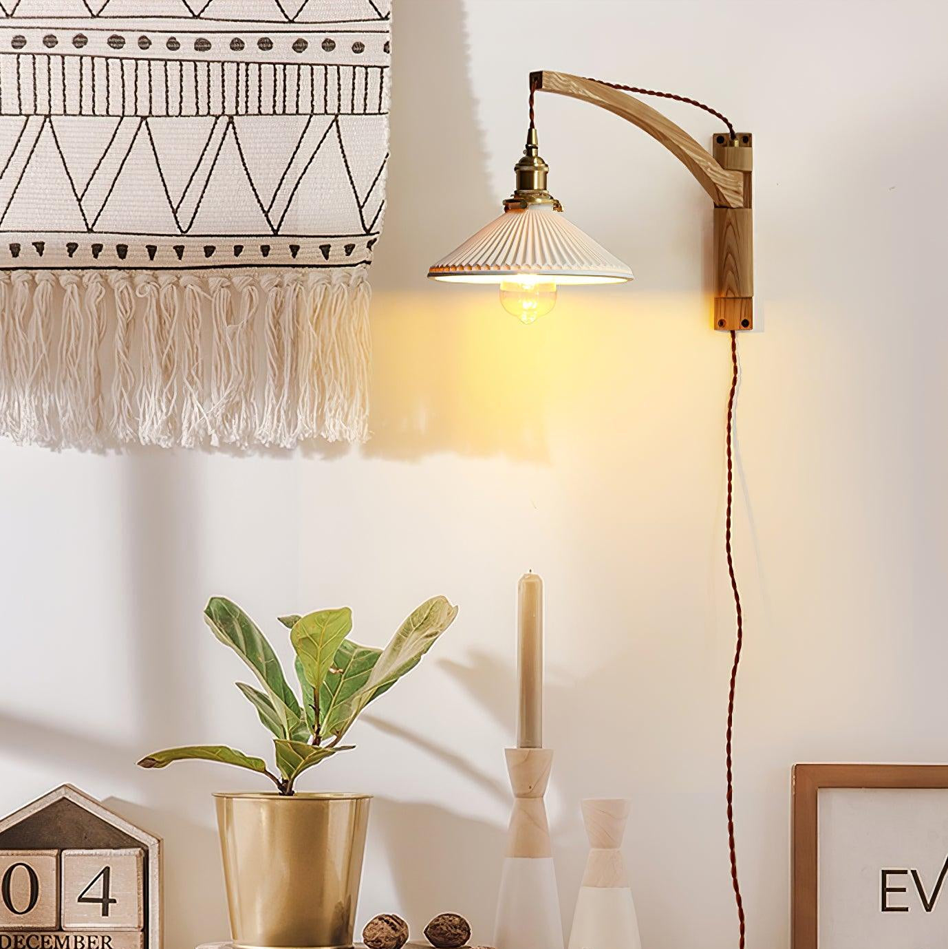 Wamose Wall Light